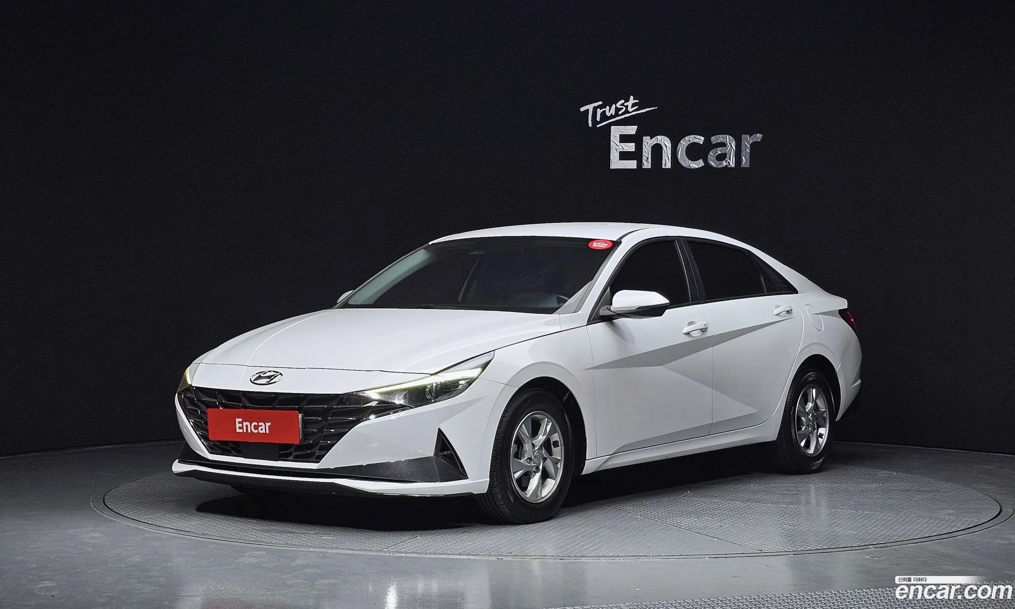 Hyundai Elantra 2021 — 10