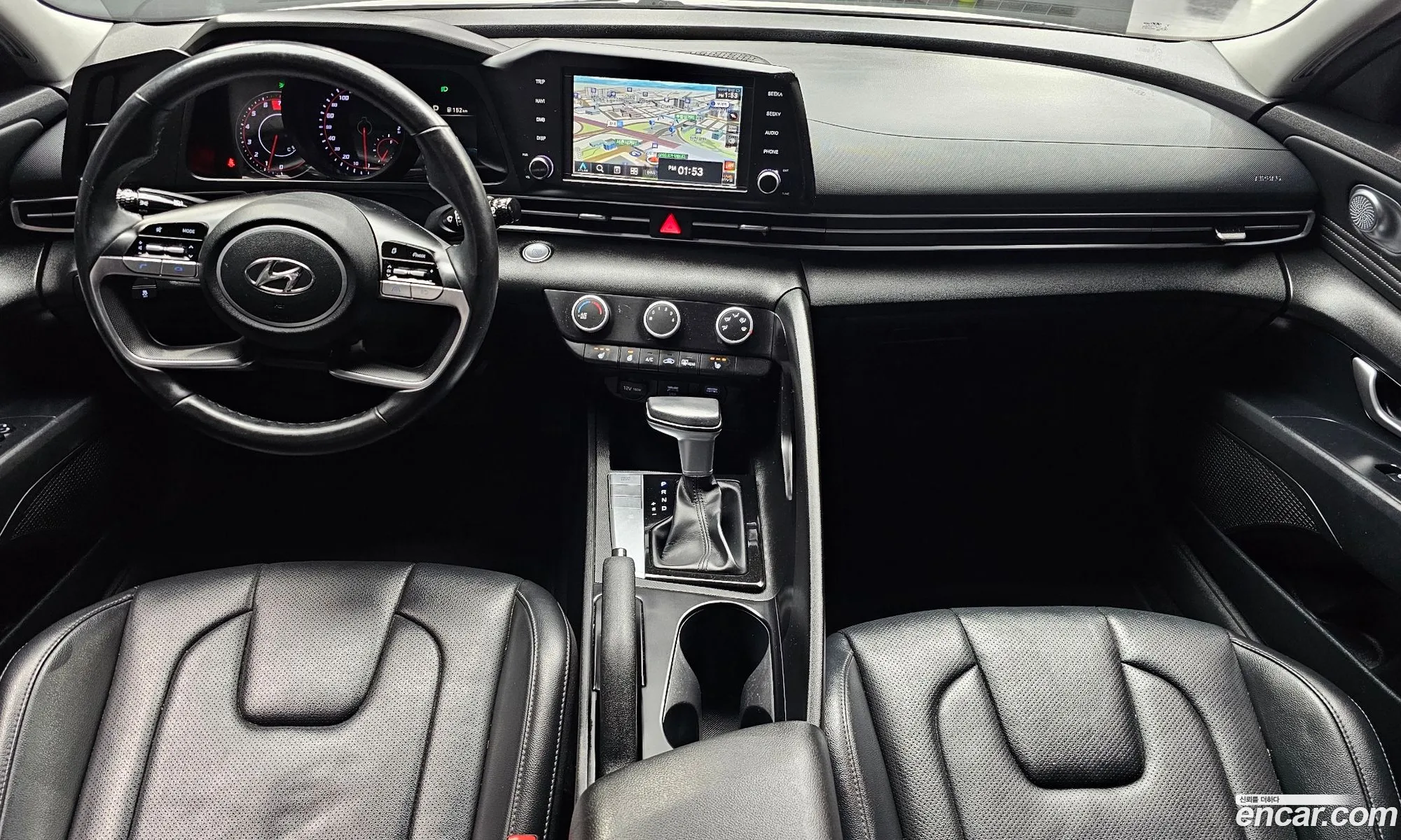 Hyundai Elantra 2021 — 30