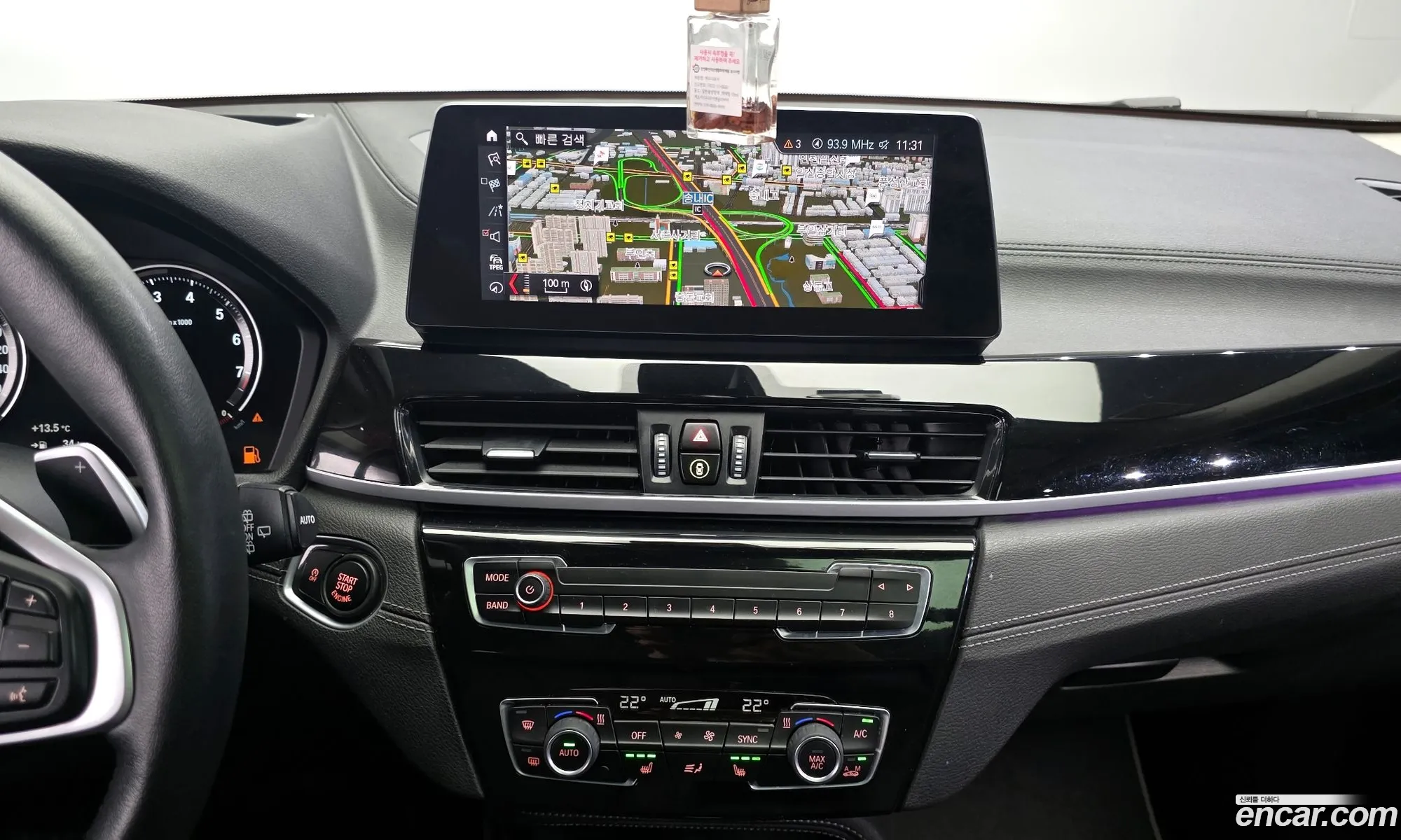 BMW X2 2022 WBA11DF05N5U95349 — 29