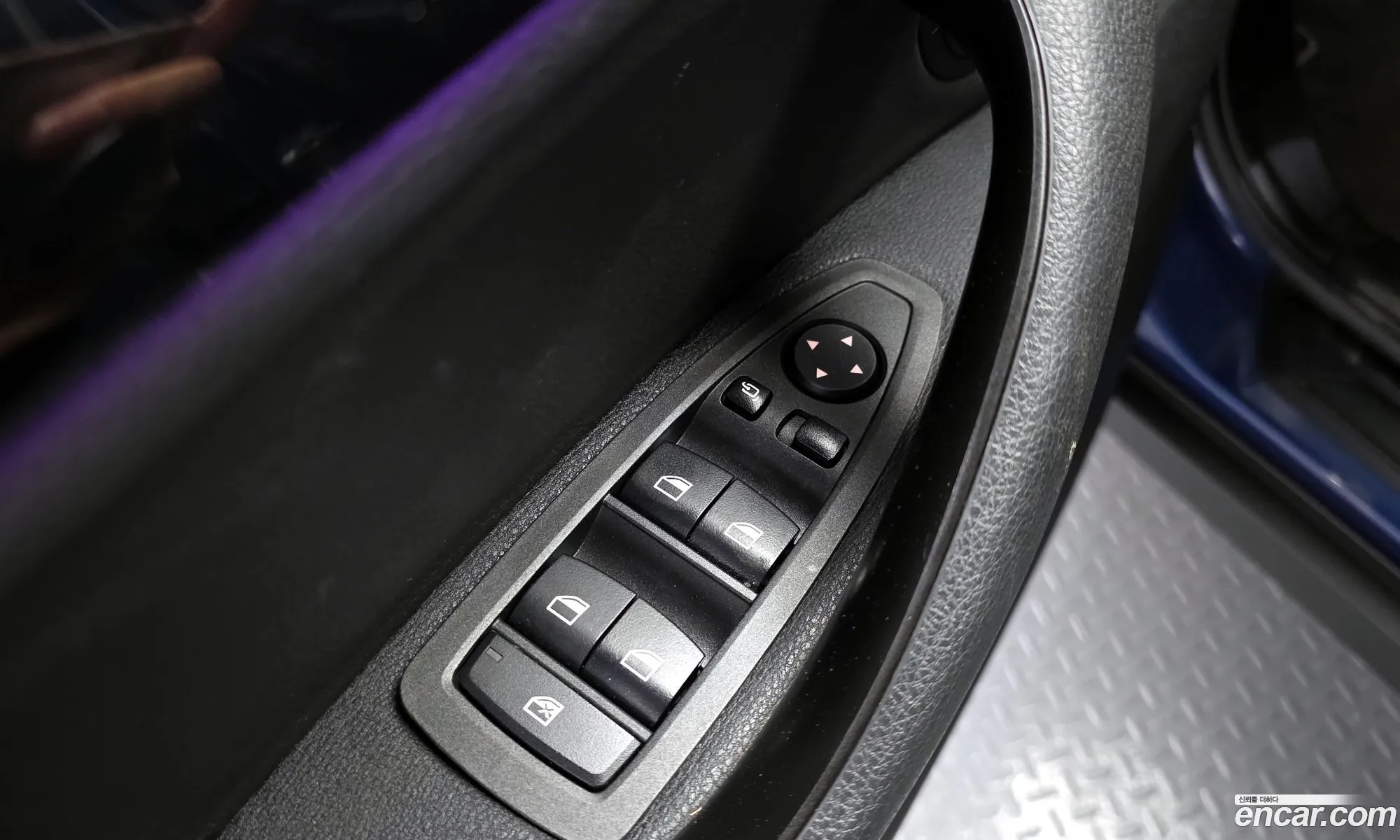 BMW X2 2022 WBA11DF05N5U95349 — 18