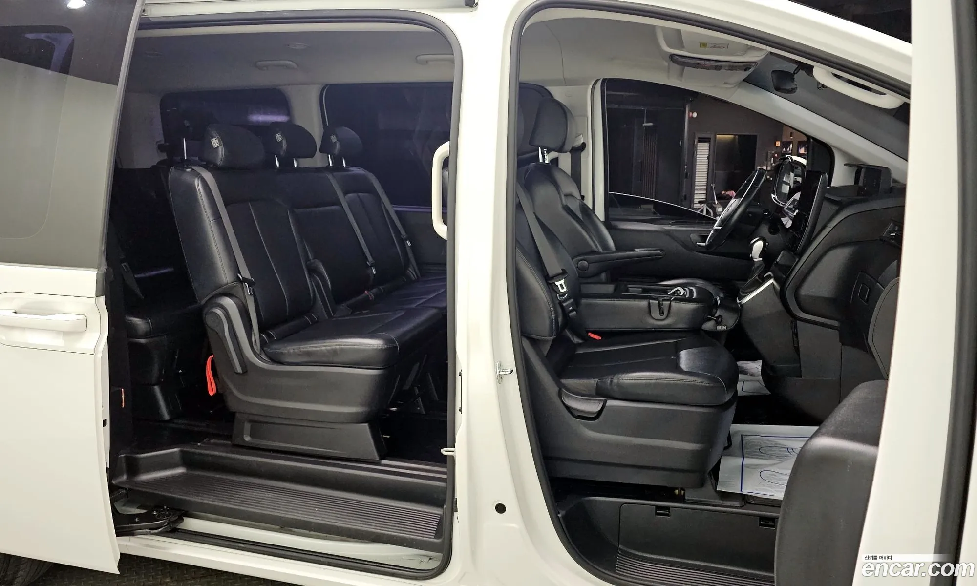 Hyundai Staria 2022 — 9