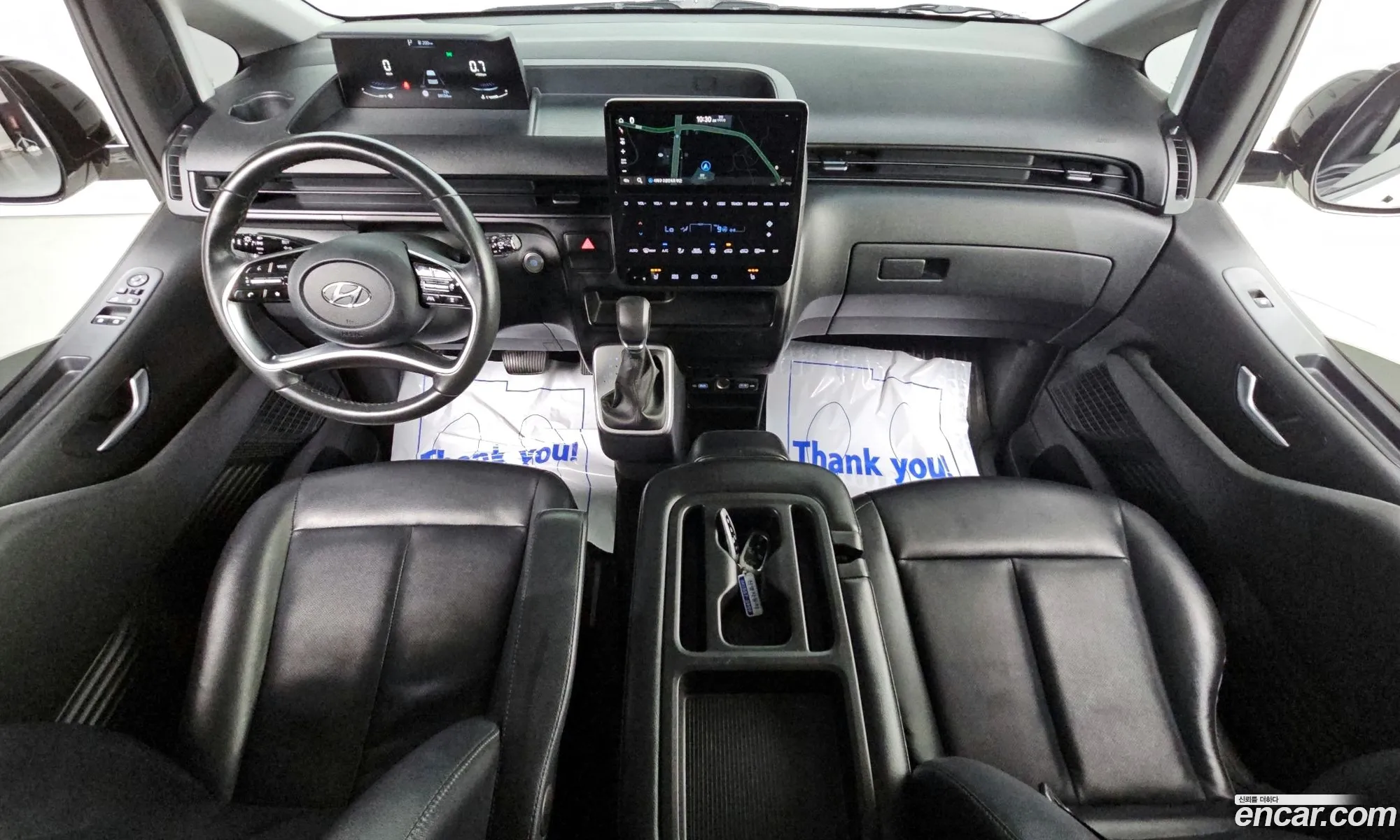 Hyundai Staria 2022 — 17