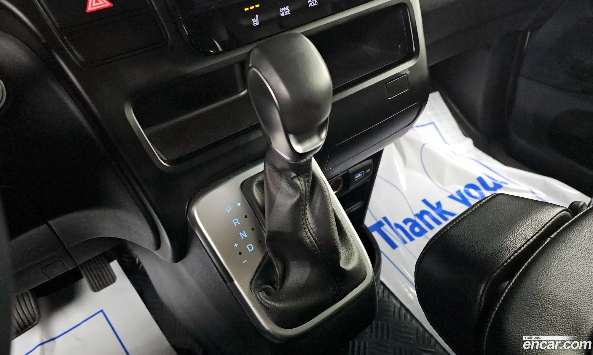 Hyundai Staria 2022 — 7