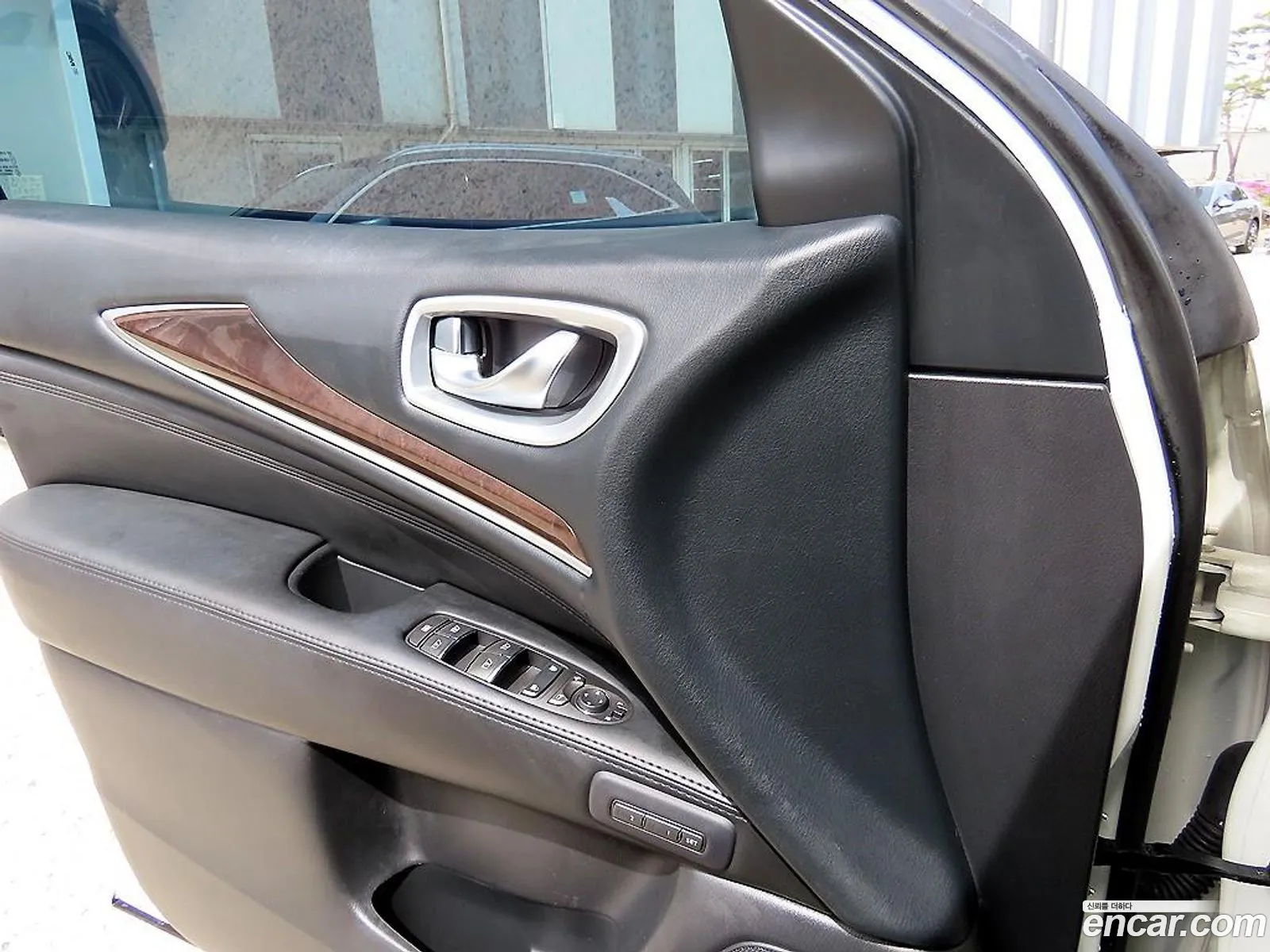 Infiniti QX60 2015 — 9