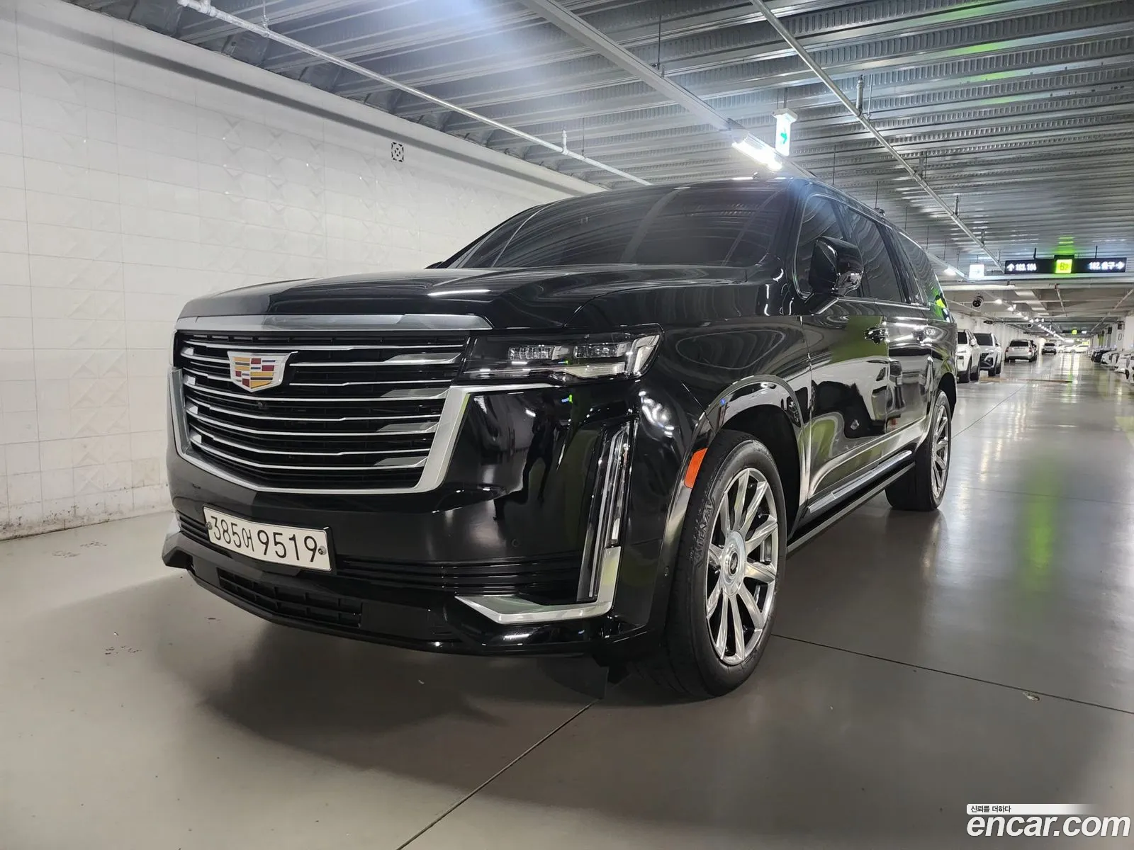 Cadillac Escalade 2021 — 16
