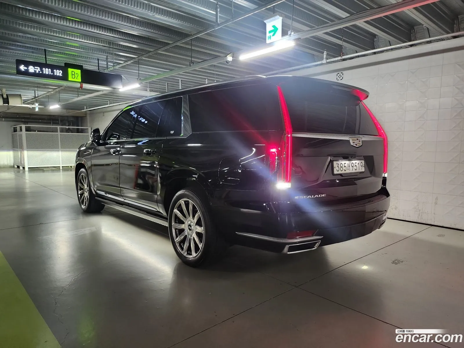 Cadillac Escalade 2021 — 3
