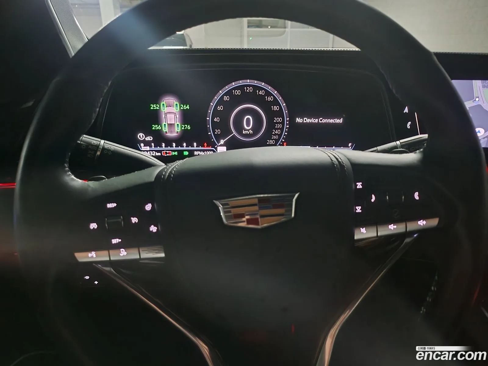 Cadillac Escalade 2021 — 19