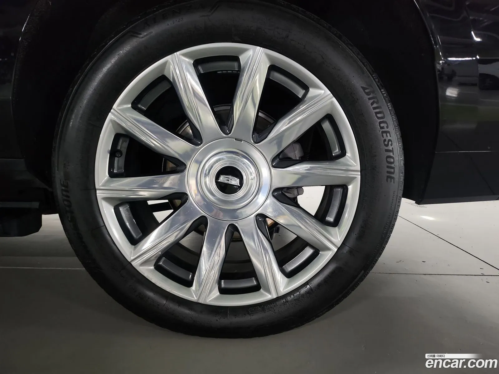 Cadillac Escalade 2021 — 9