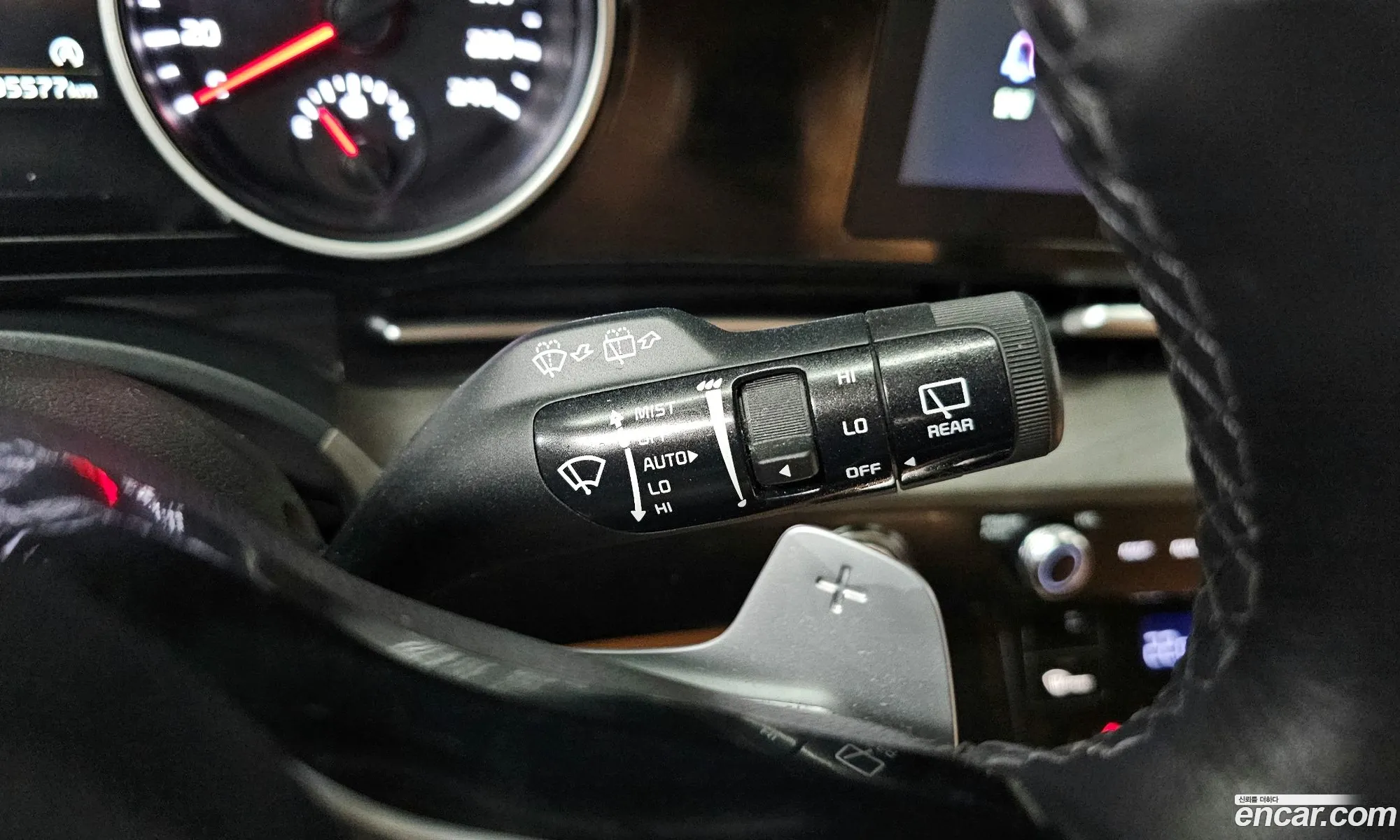 Kia Carnival 2023 — 17