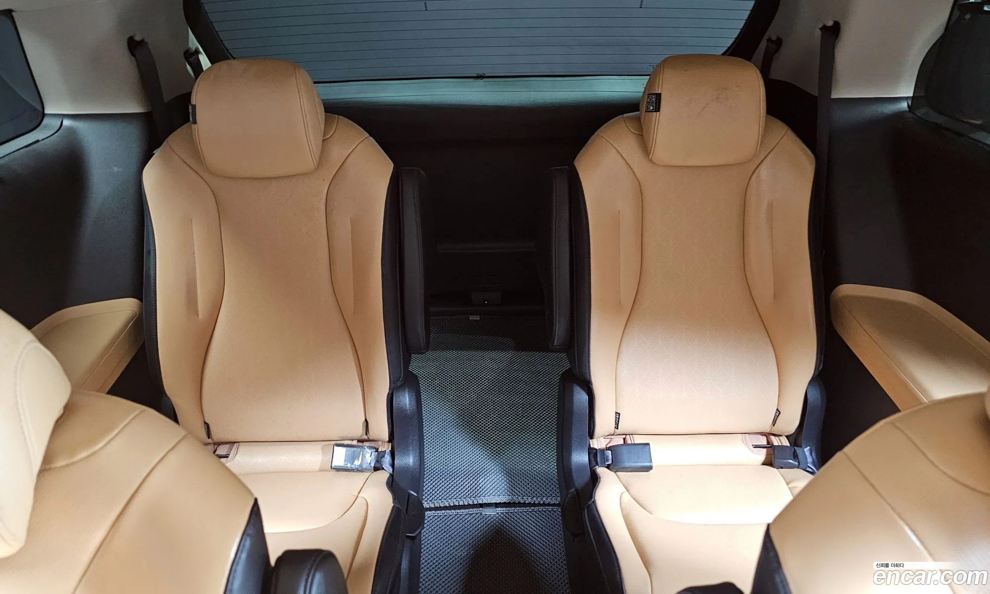 Kia Carnival 2023 — 2