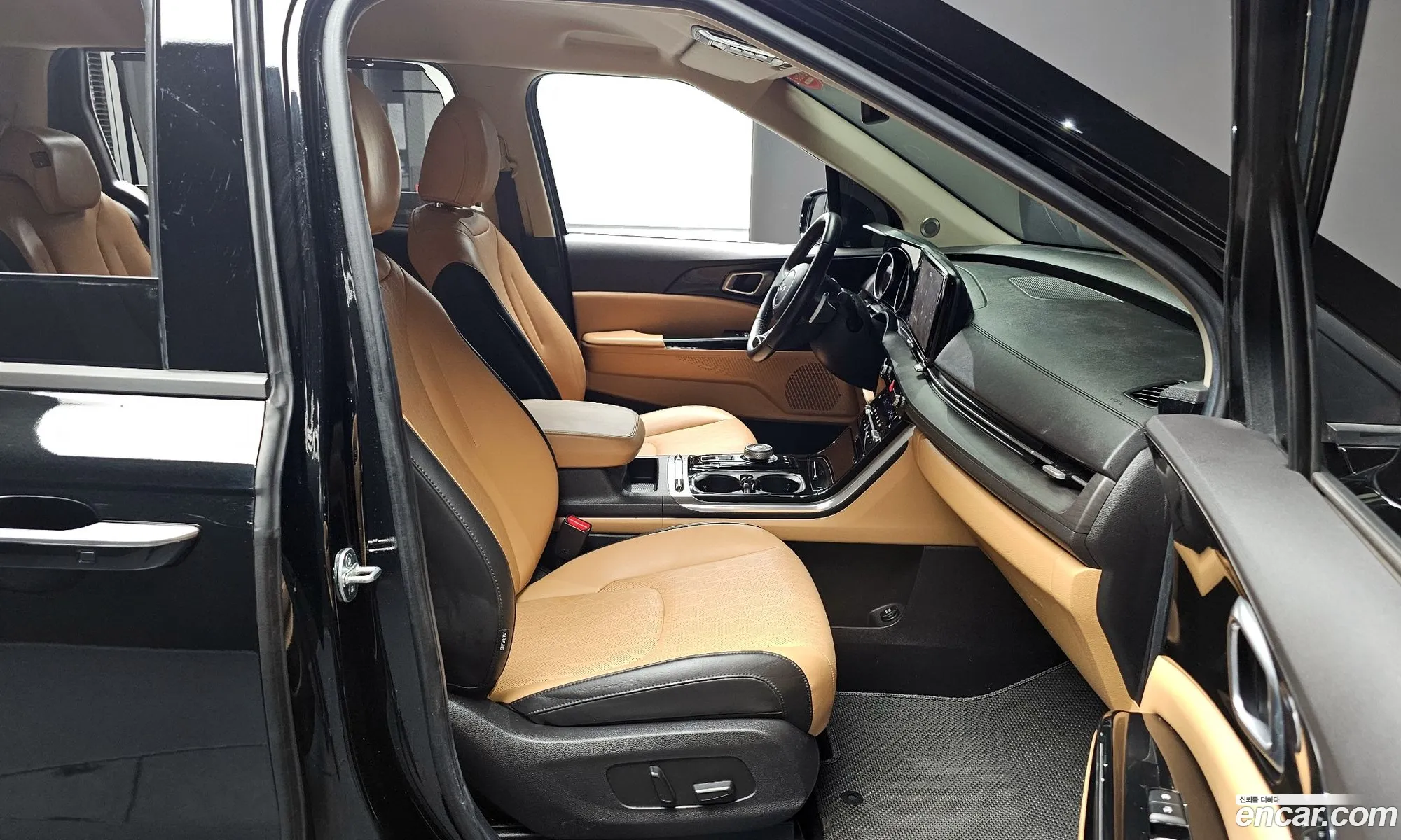 Kia Carnival 2023 — 12