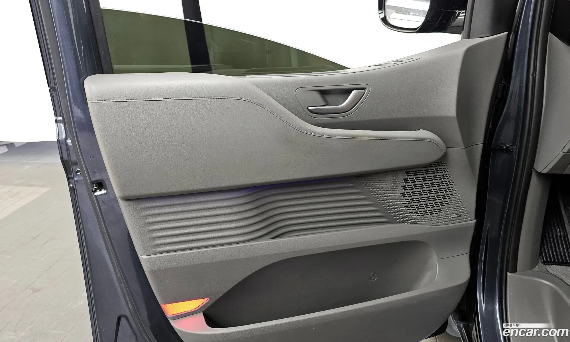 Hyundai Staria 2024 — 14