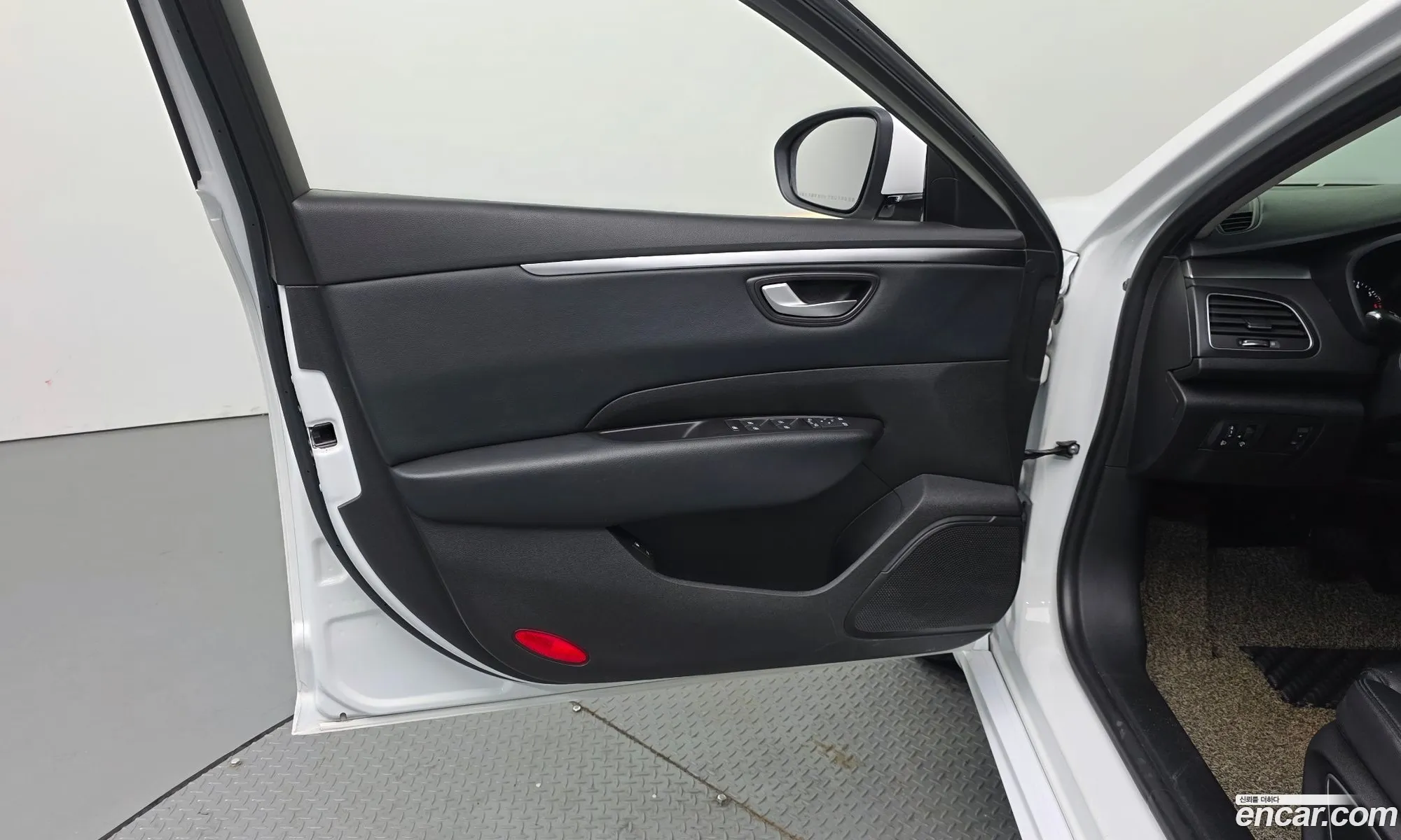 Renault Korea (Samsung) SM6 2018 — 11