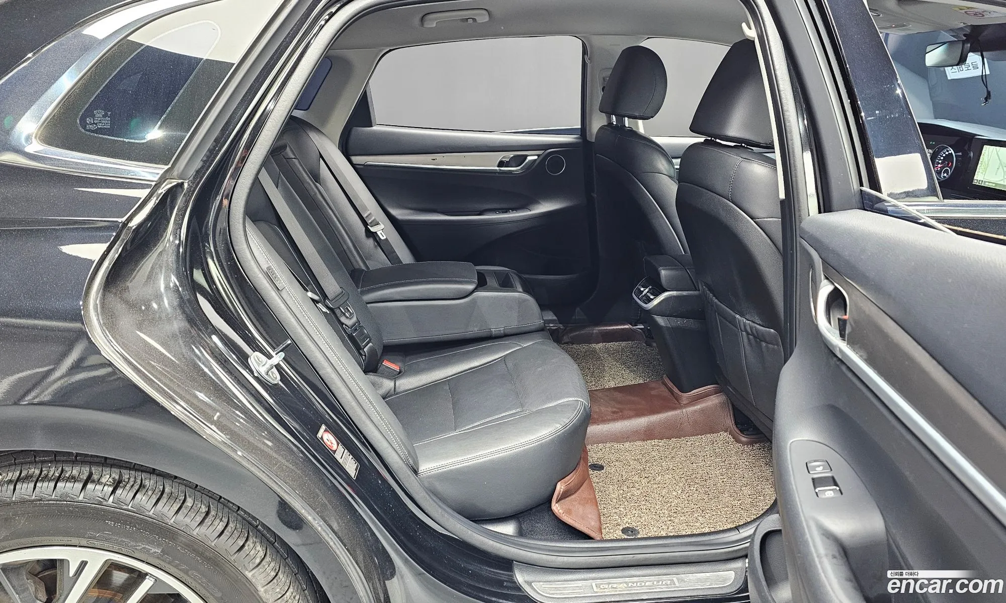 Hyundai Grandeur IG 2020 — 30