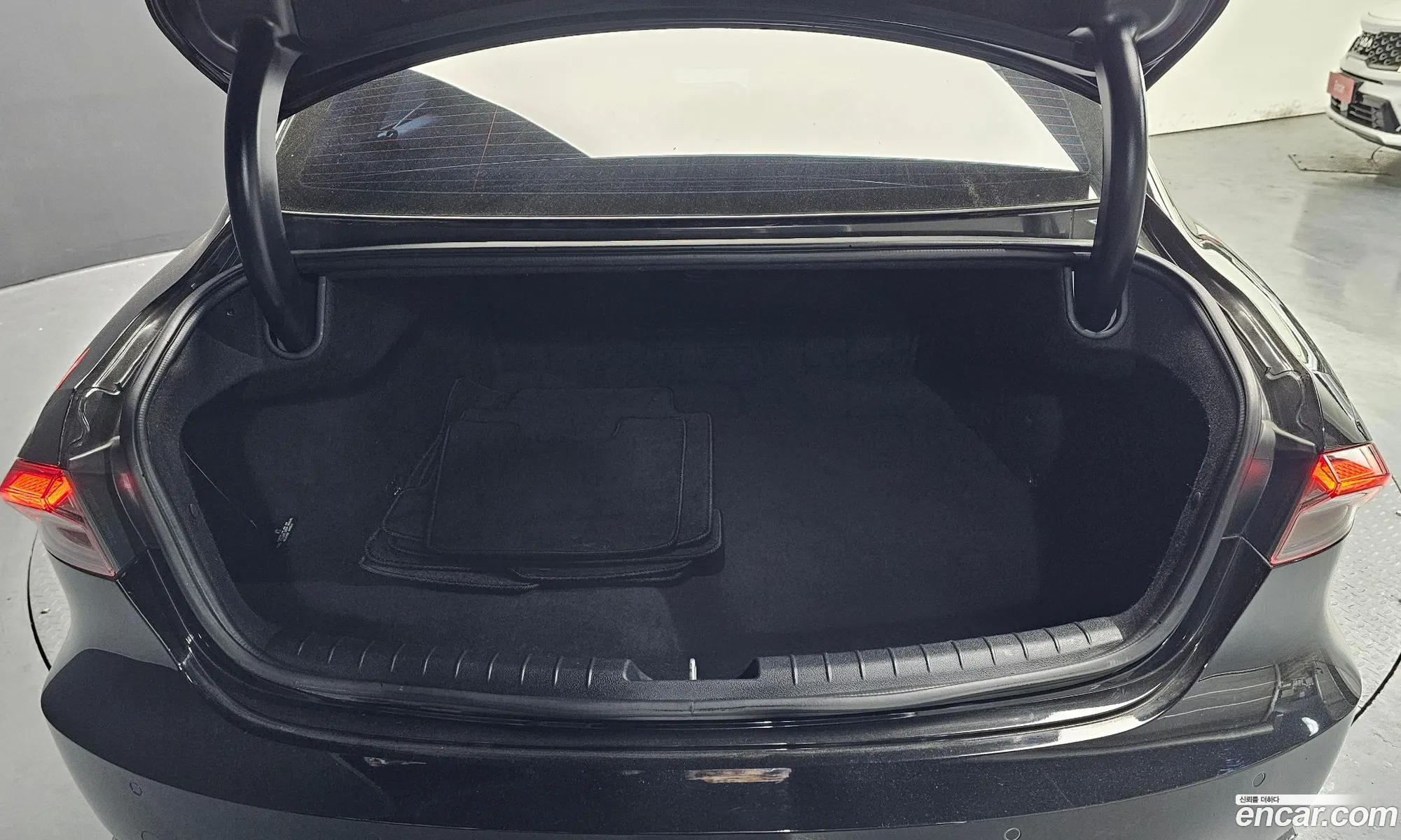 Hyundai Grandeur IG 2020 — 16