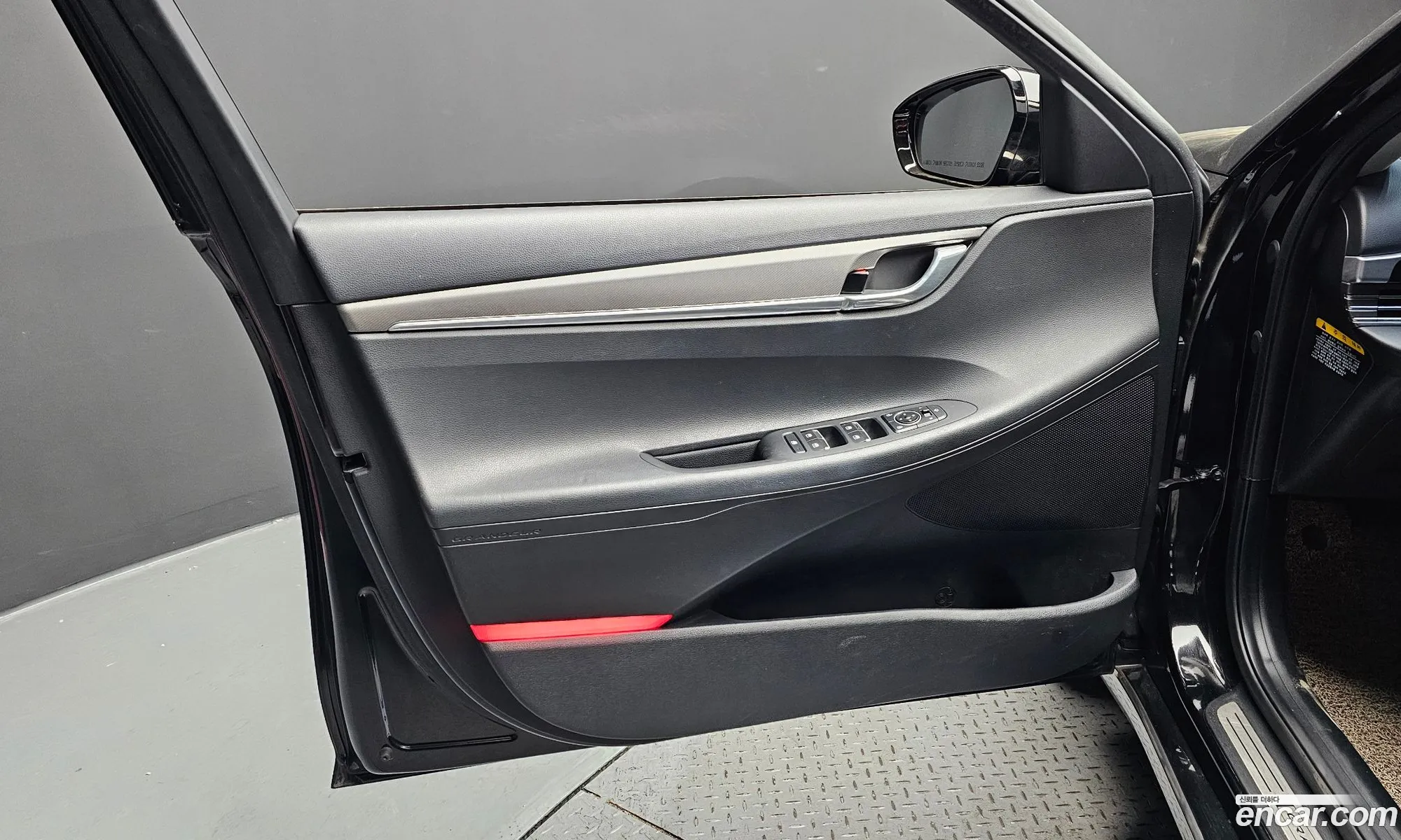 Hyundai Grandeur IG 2020 — 25