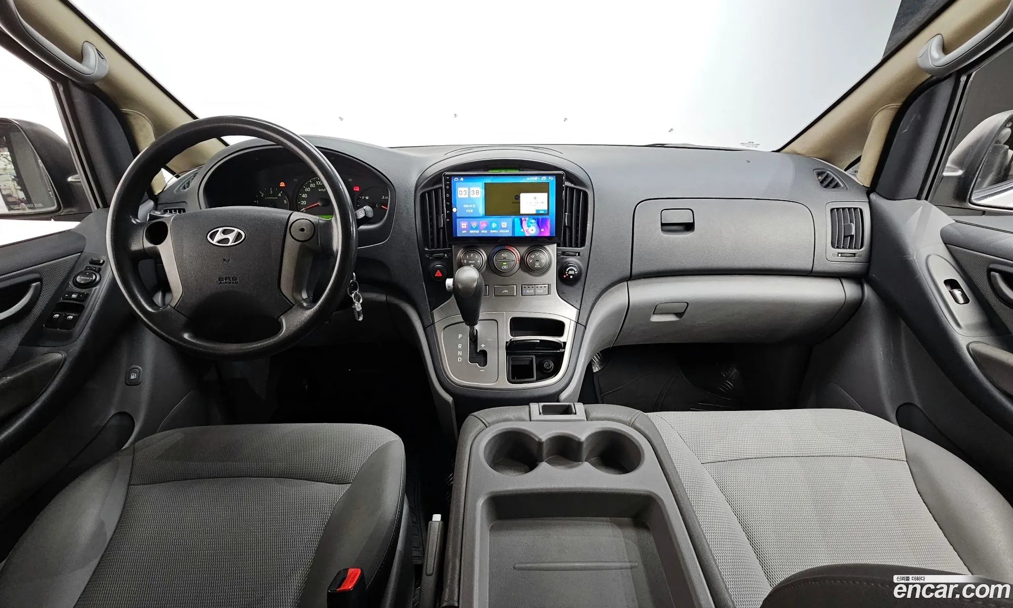 Hyundai Grand Starex 2010 — 10