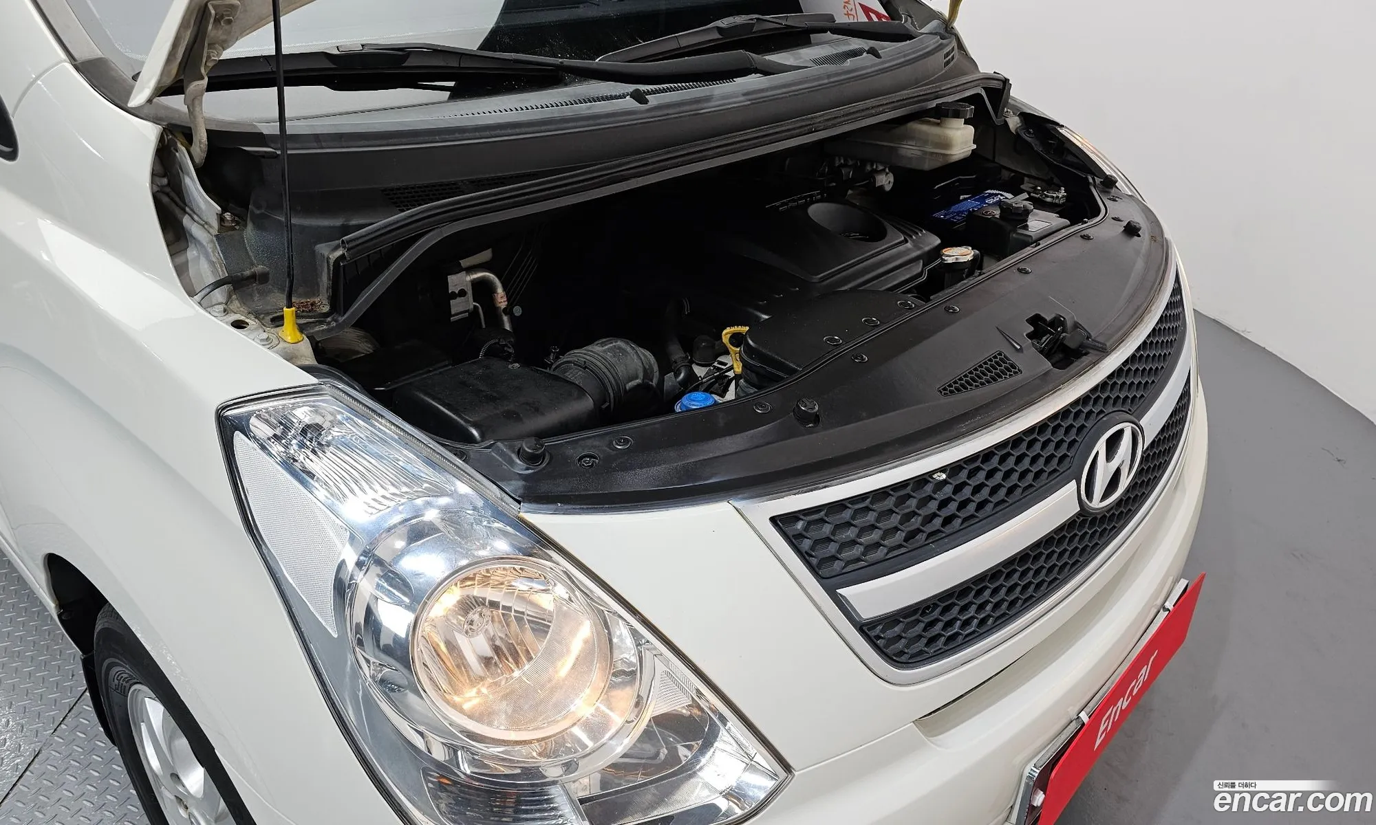 Hyundai Grand Starex 2010 — 20