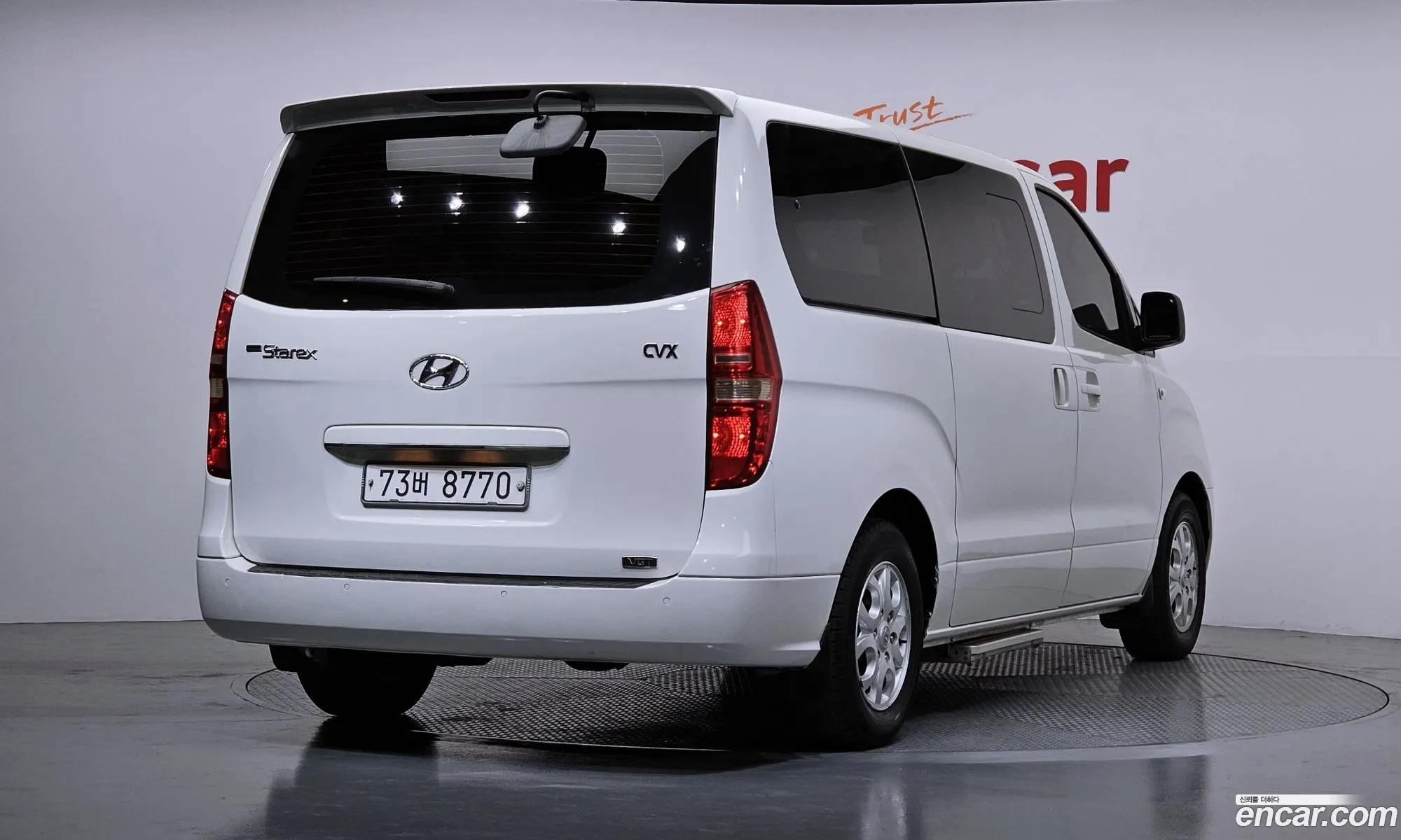 Hyundai Grand Starex 2010 — 14