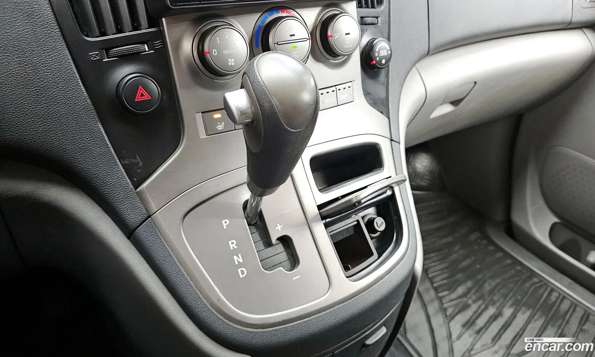 Hyundai Grand Starex 2010 — 6