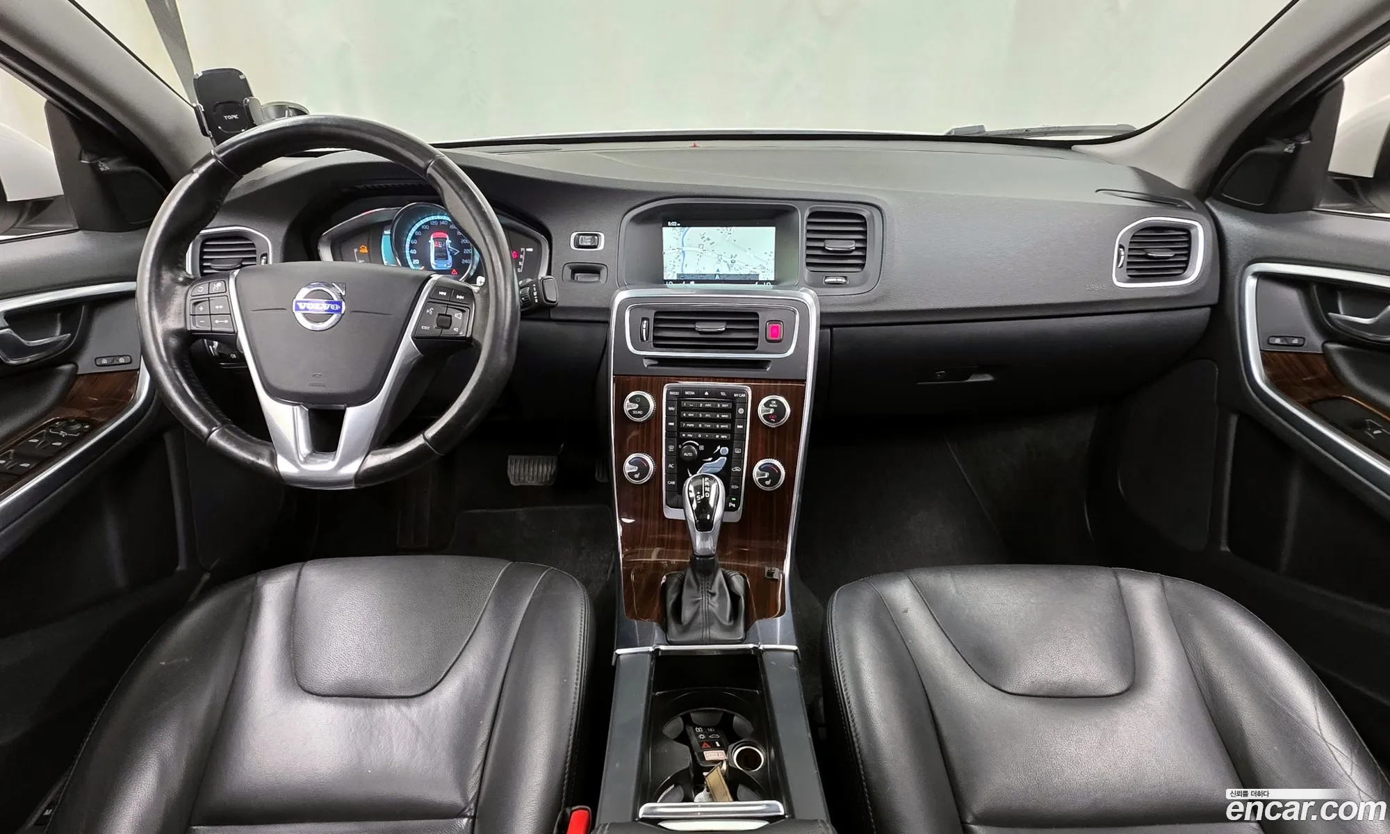 Volvo S60 2015 YV1FSA8BDG2398556 — 2