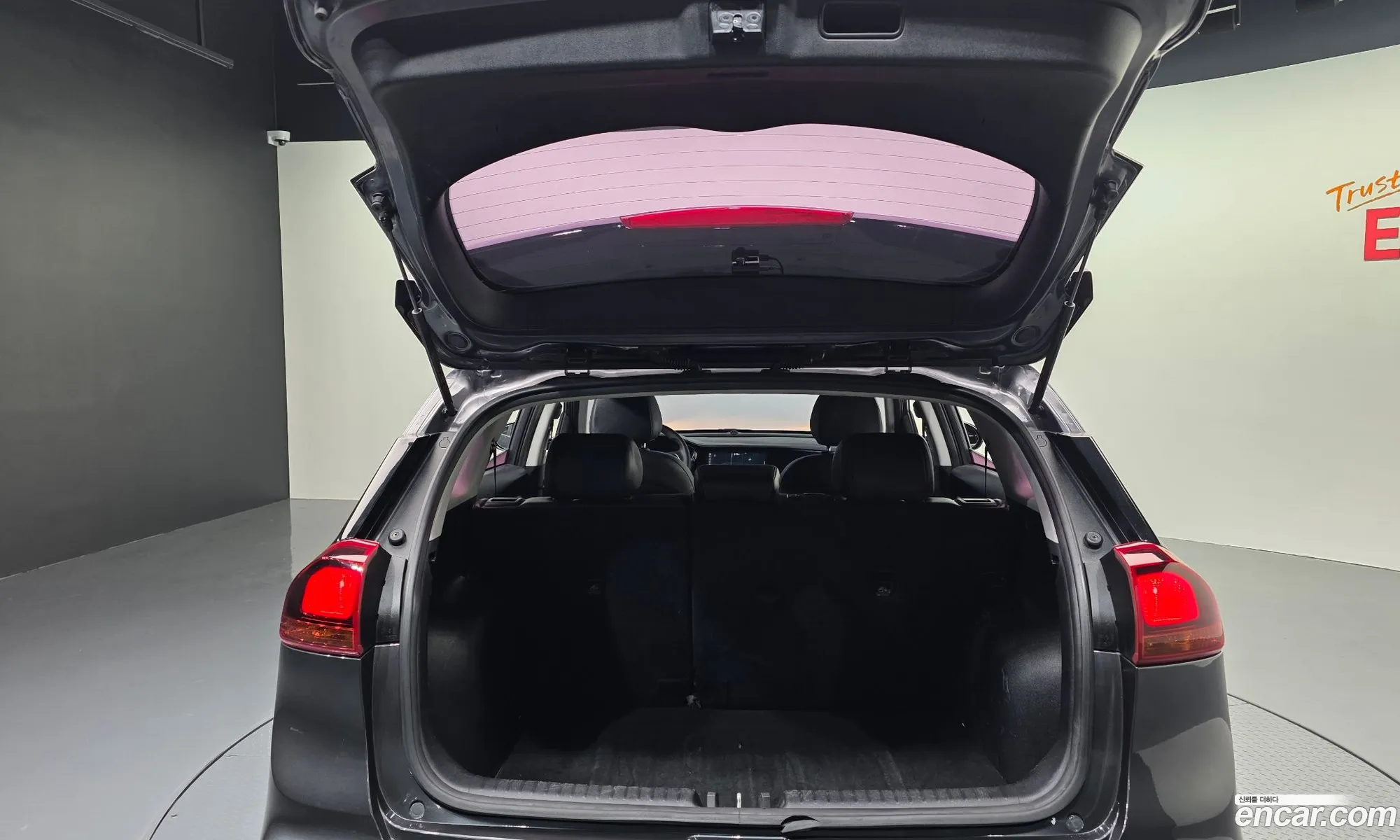 Kia Niro 2020 — 31