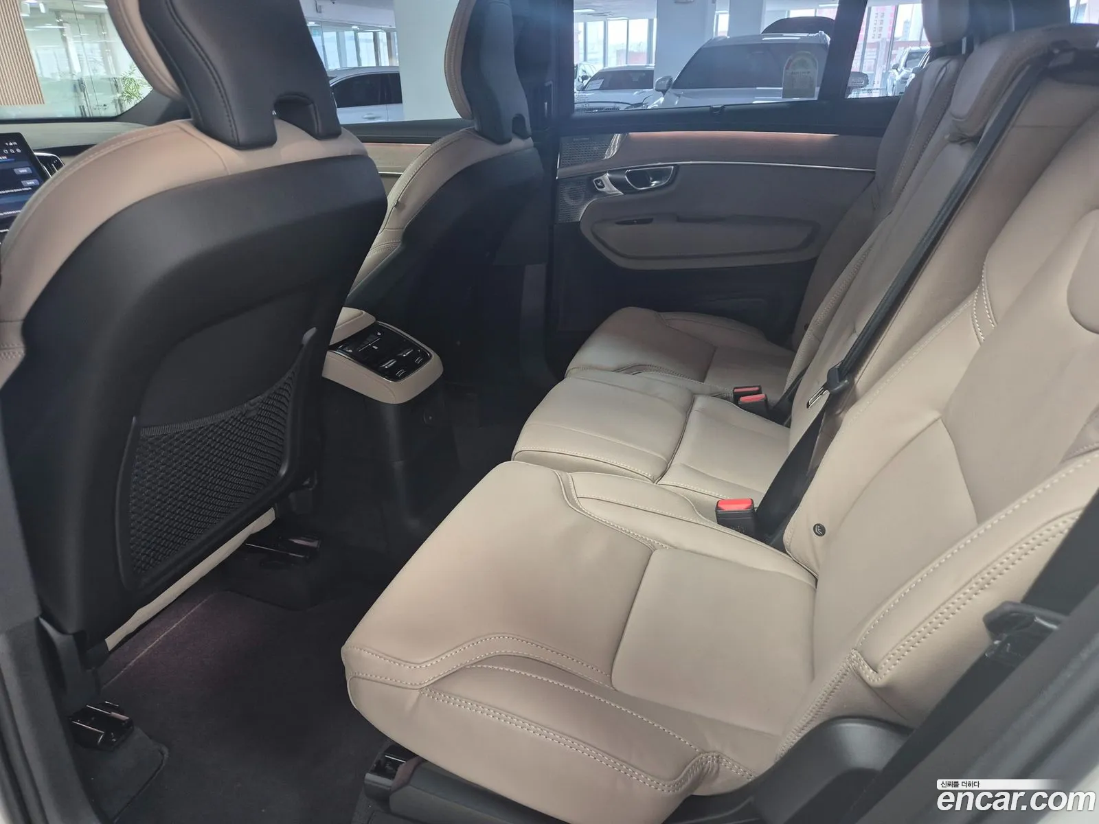Volvo XC90 2025 — 13