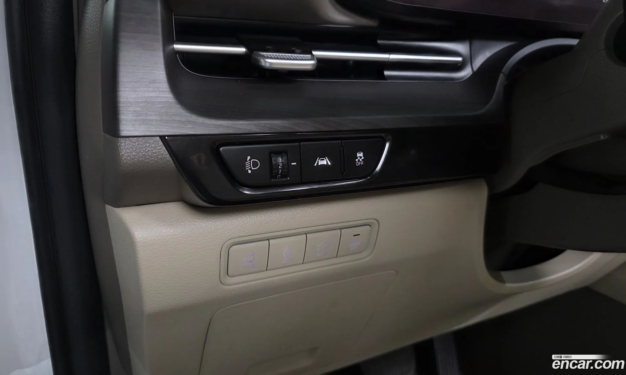 Kia Carnival 2021 — 31