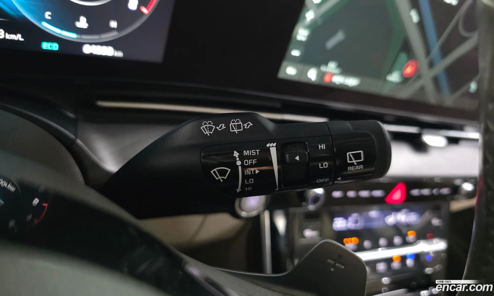 Kia Carnival 2021 — 28