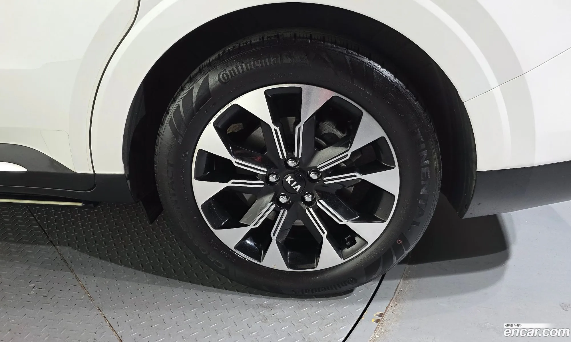 Kia Carnival 2021 — 33
