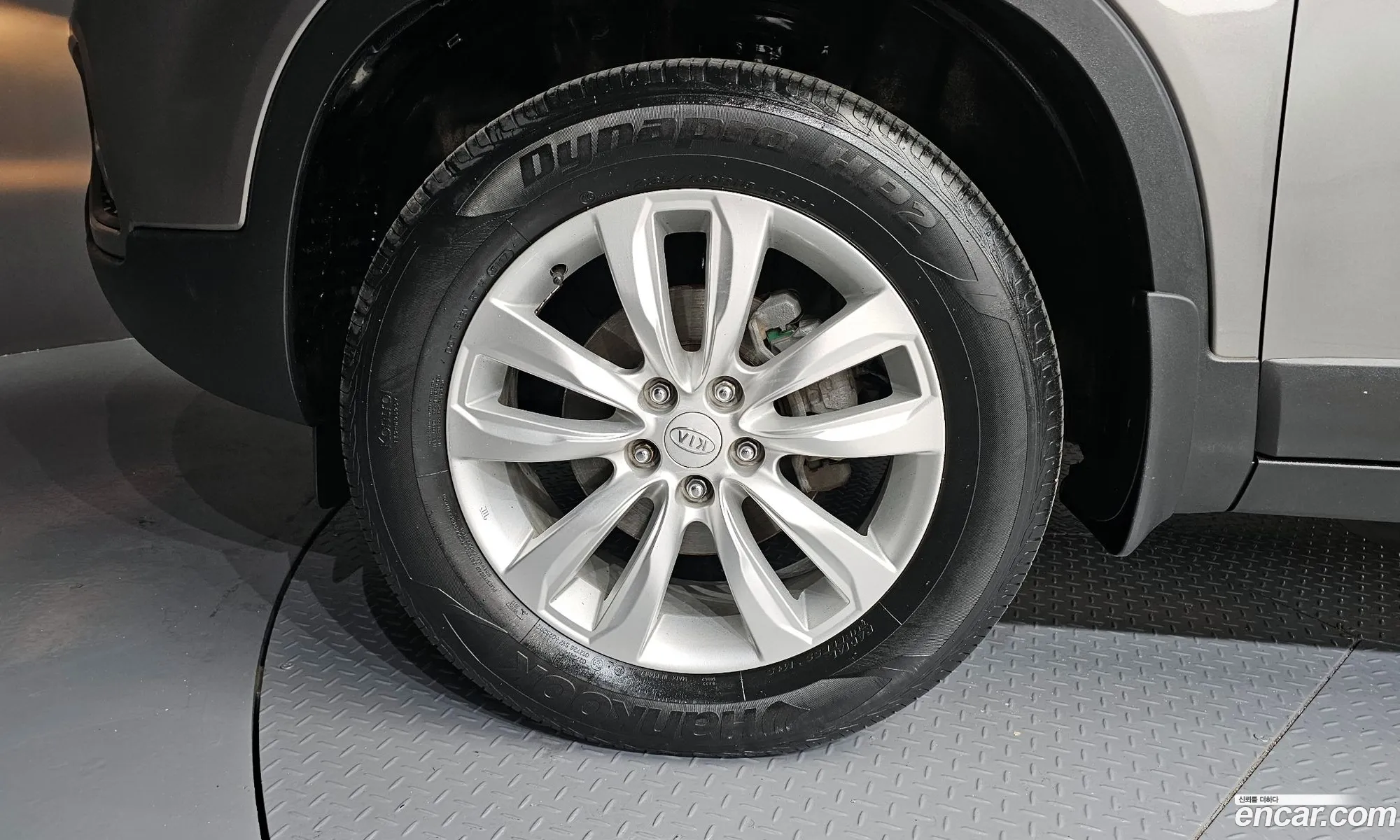 Kia Sorento R 2009 — 19