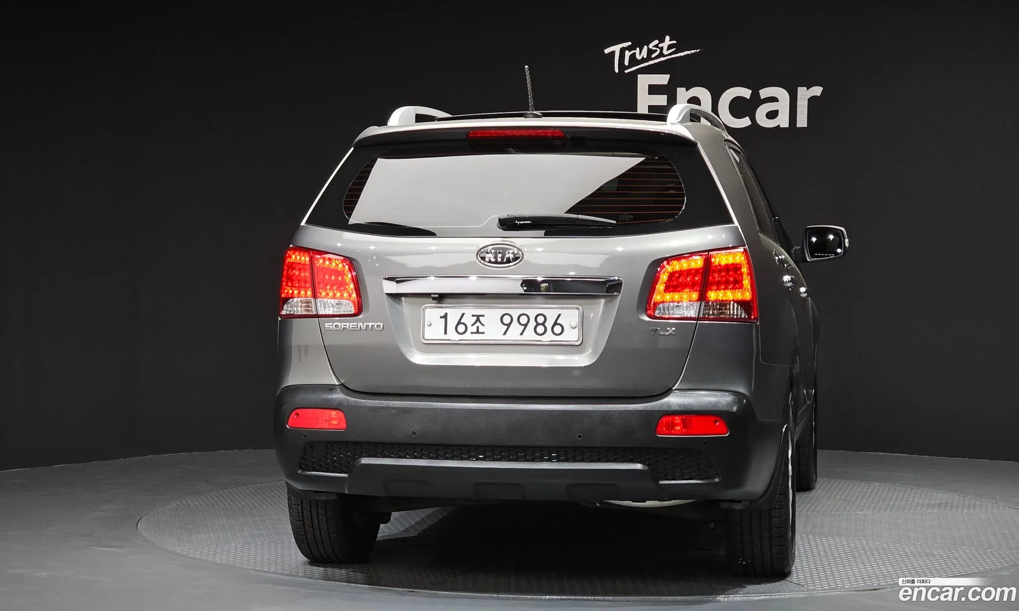 Kia Sorento R 2009 — 2