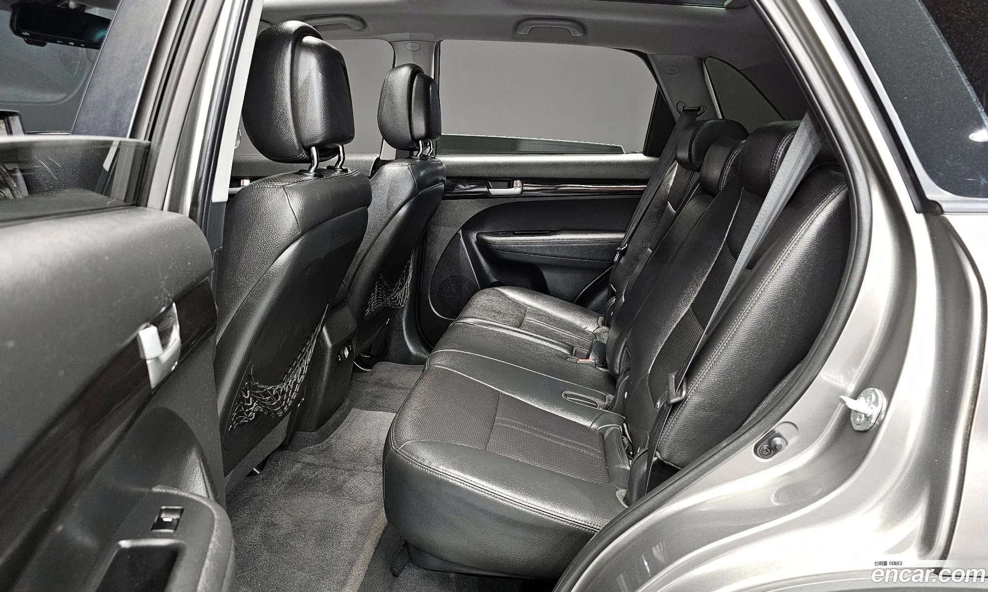 Kia Sorento R 2009 — 3