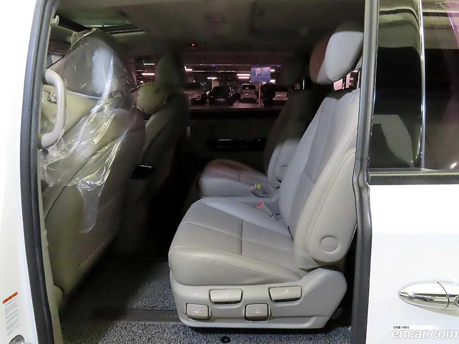 Kia Carnival 2019 — 15
