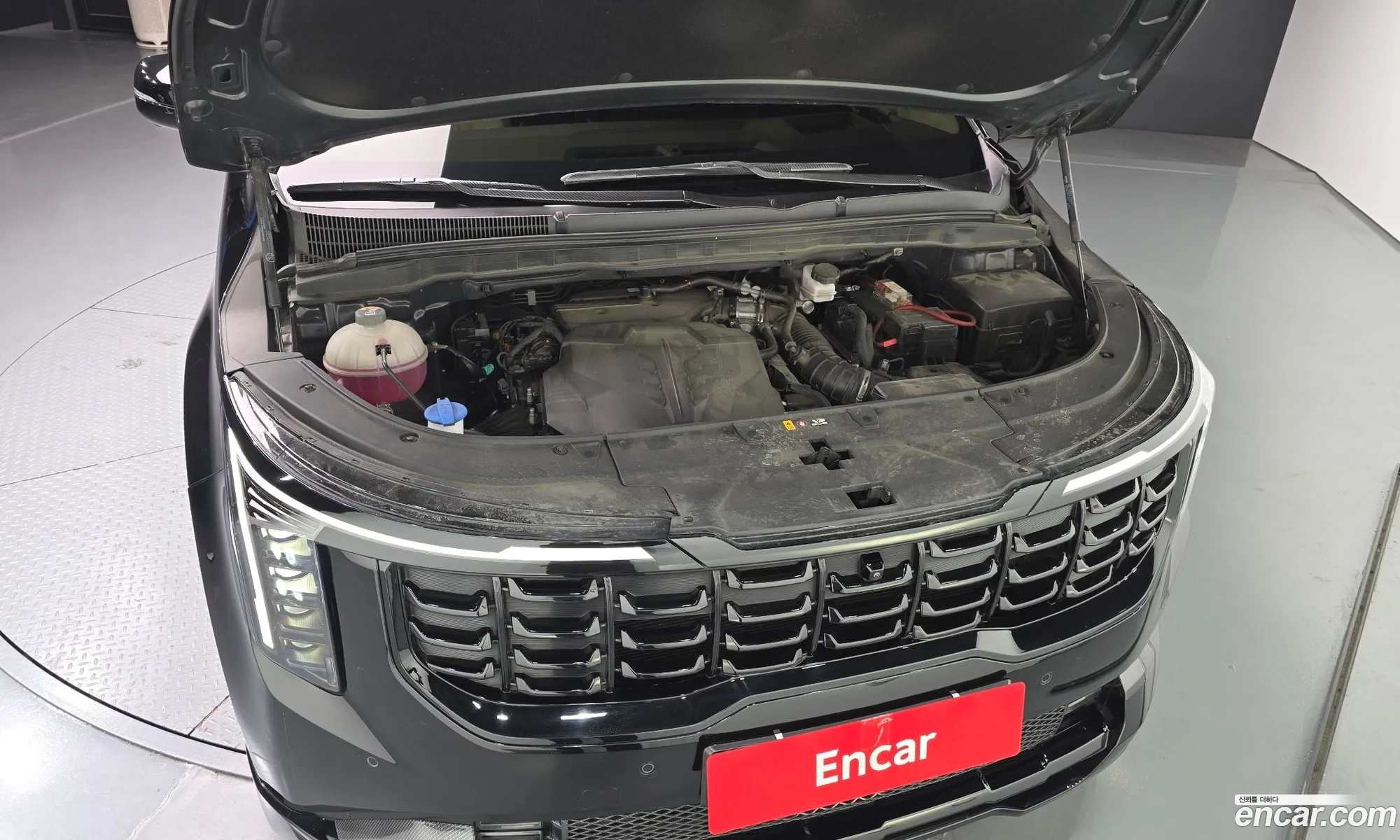 Kia Carnival 2024 — 9