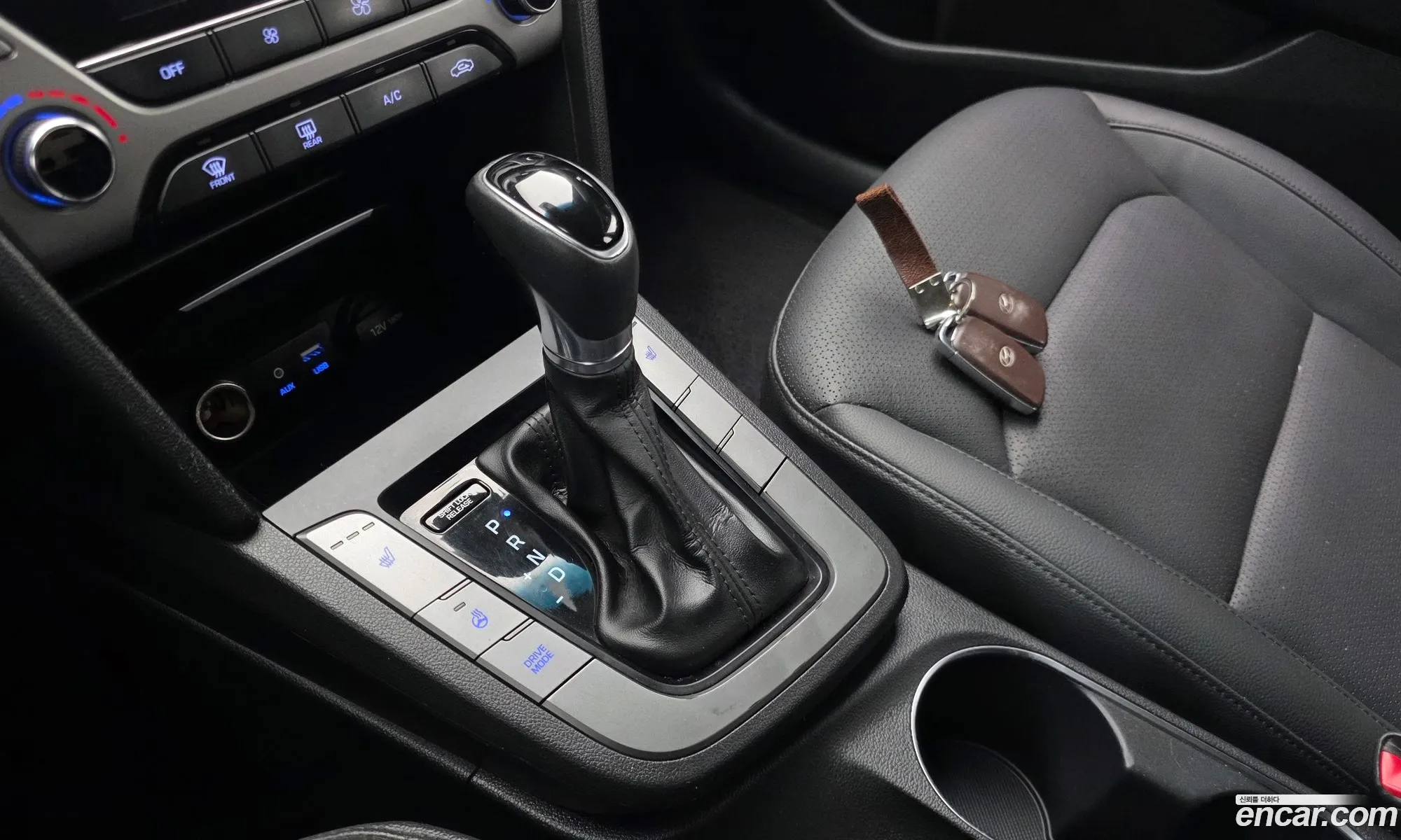 Hyundai Elantra AD 2015 — 23