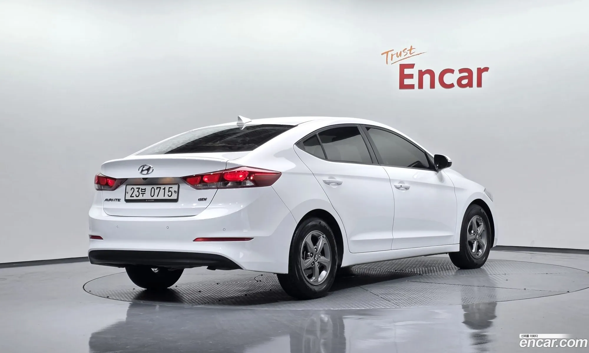 Hyundai Elantra AD 2015 — 2