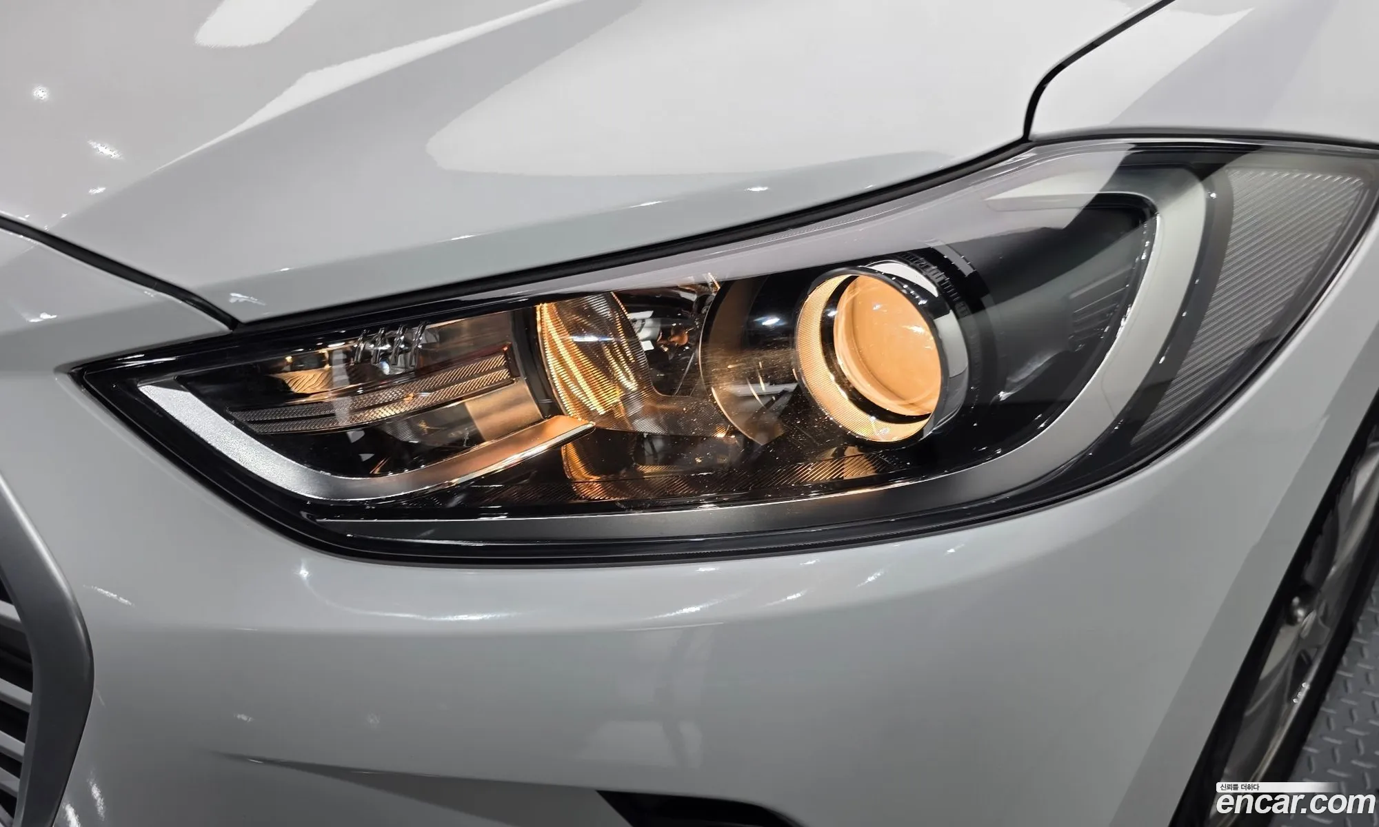 Hyundai Elantra AD 2015 — 24