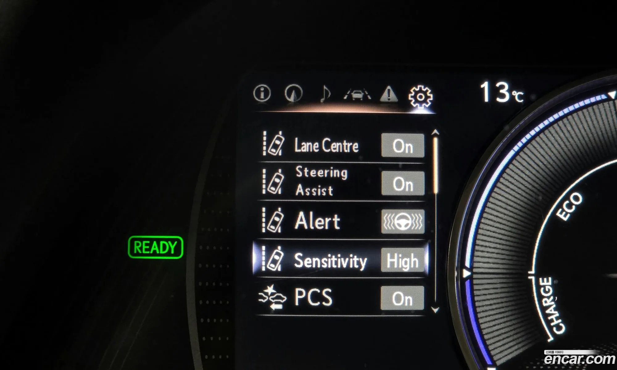 Lexus ES300h 7th Gen 2019 — 12