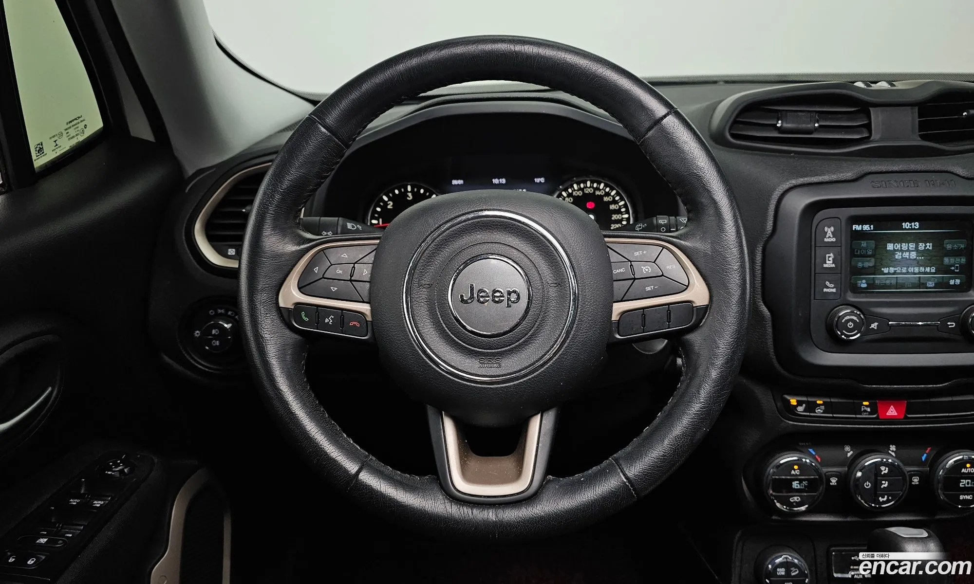 Jeep Renegade 2016 1C4BU0000GPD48444 — 5