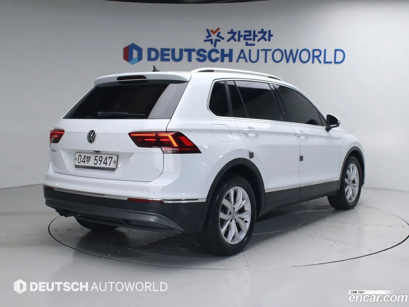 Volkswagen Tiguan 2018 — 16