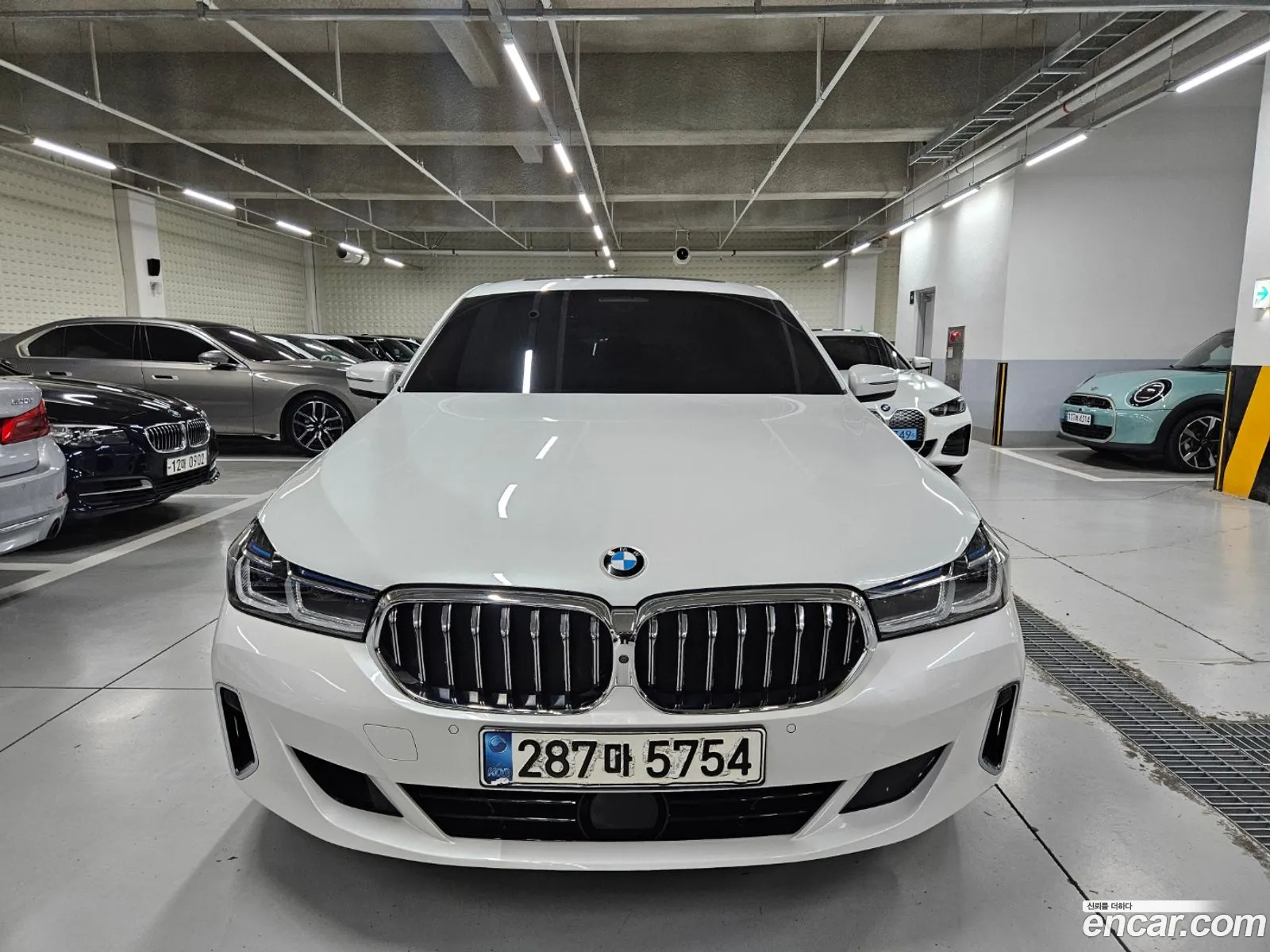 BMW 6 Series GT 2021 — 11