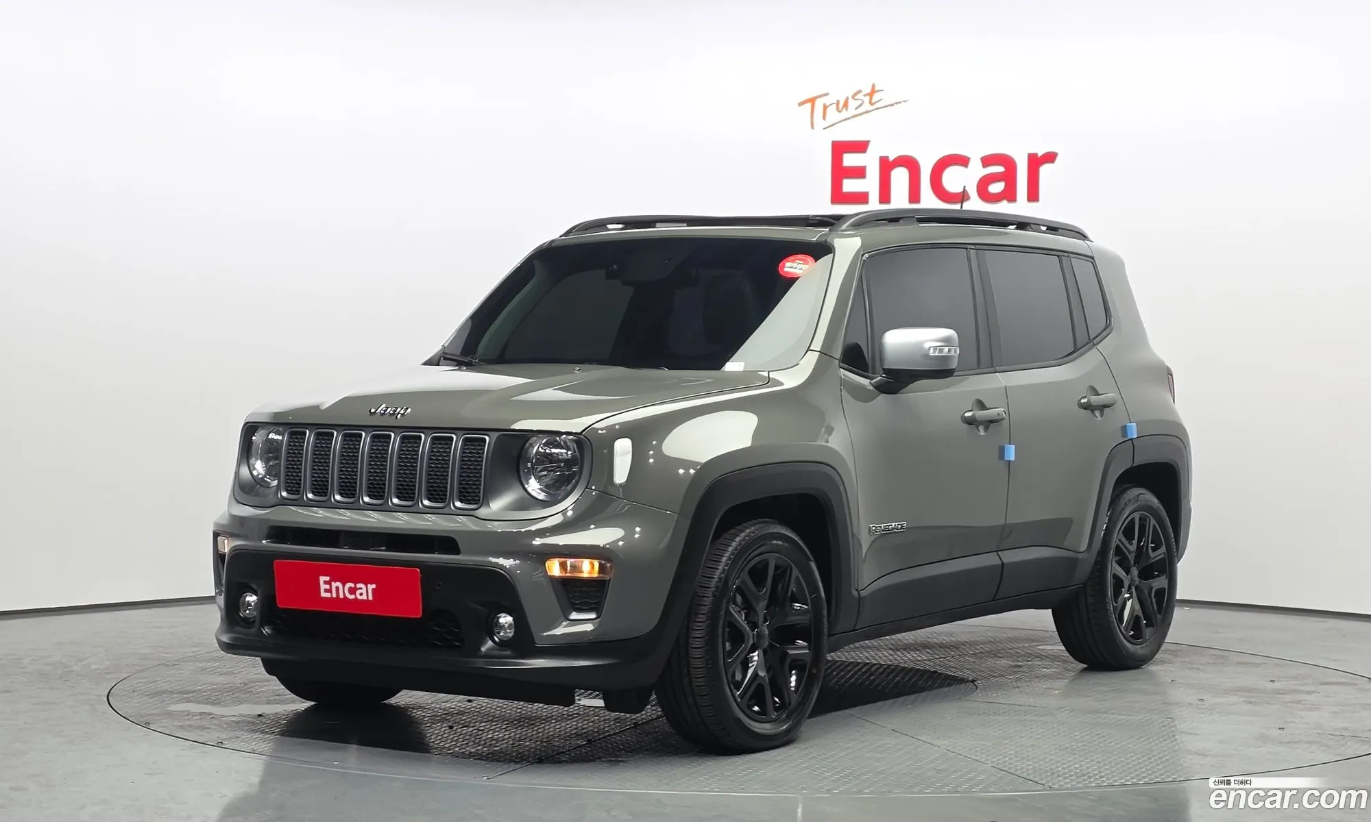 Jeep Renegade 2022 — 23