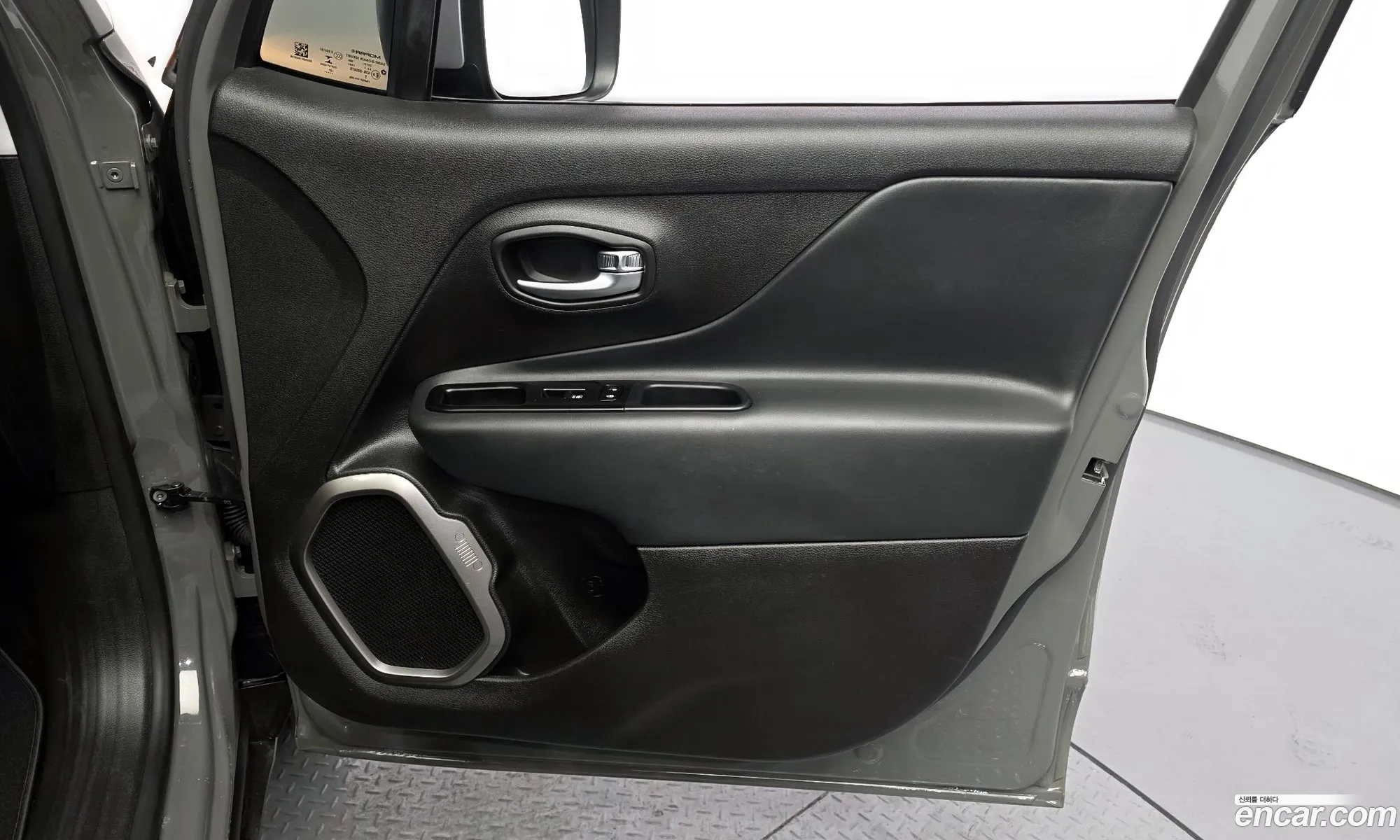Jeep Renegade 2022 — 9