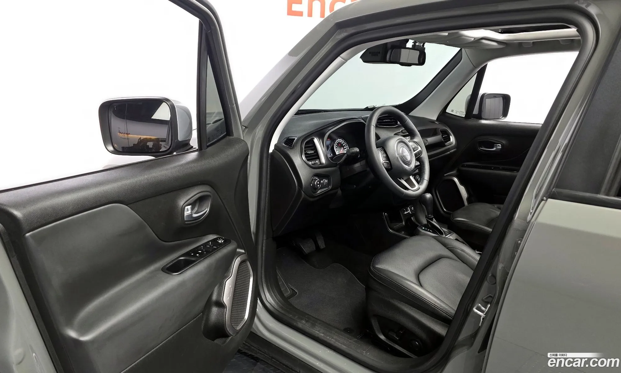 Jeep Renegade 2022 — 13