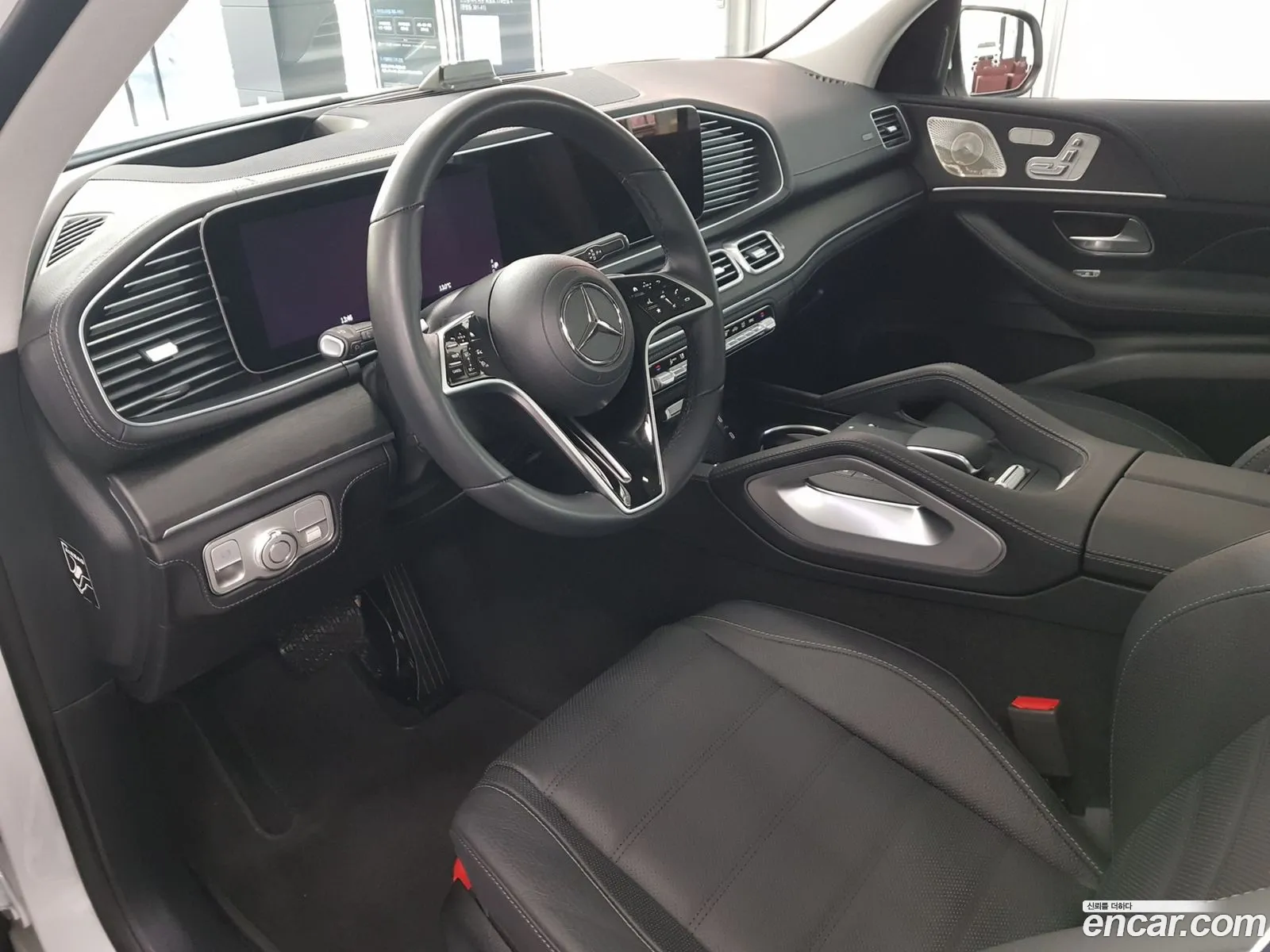 Mercedes-Benz GLE-Class W167 2025 — 13