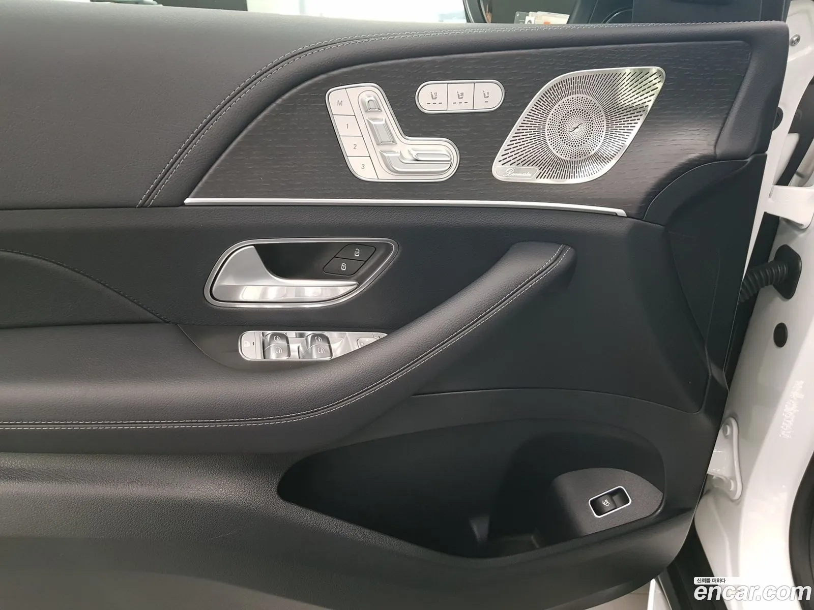 Mercedes-Benz GLE-Class W167 2025 — 10