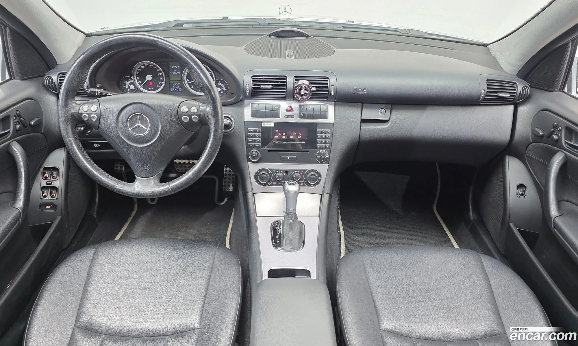 Mercedes-Benz C-Class 2007 WDBRF52H57F932951 — 3