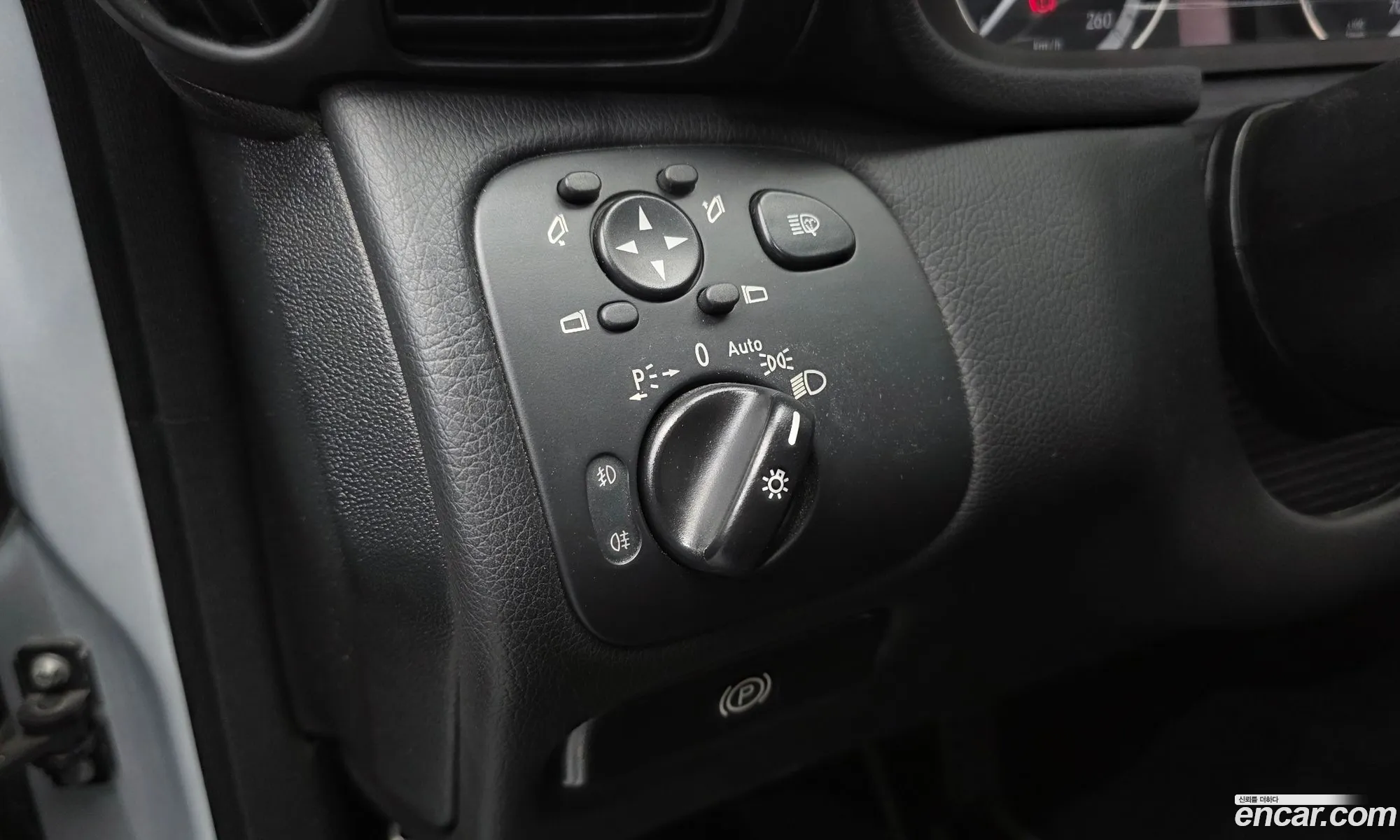 Mercedes-Benz C-Class 2007 WDBRF52H57F932951 — 16