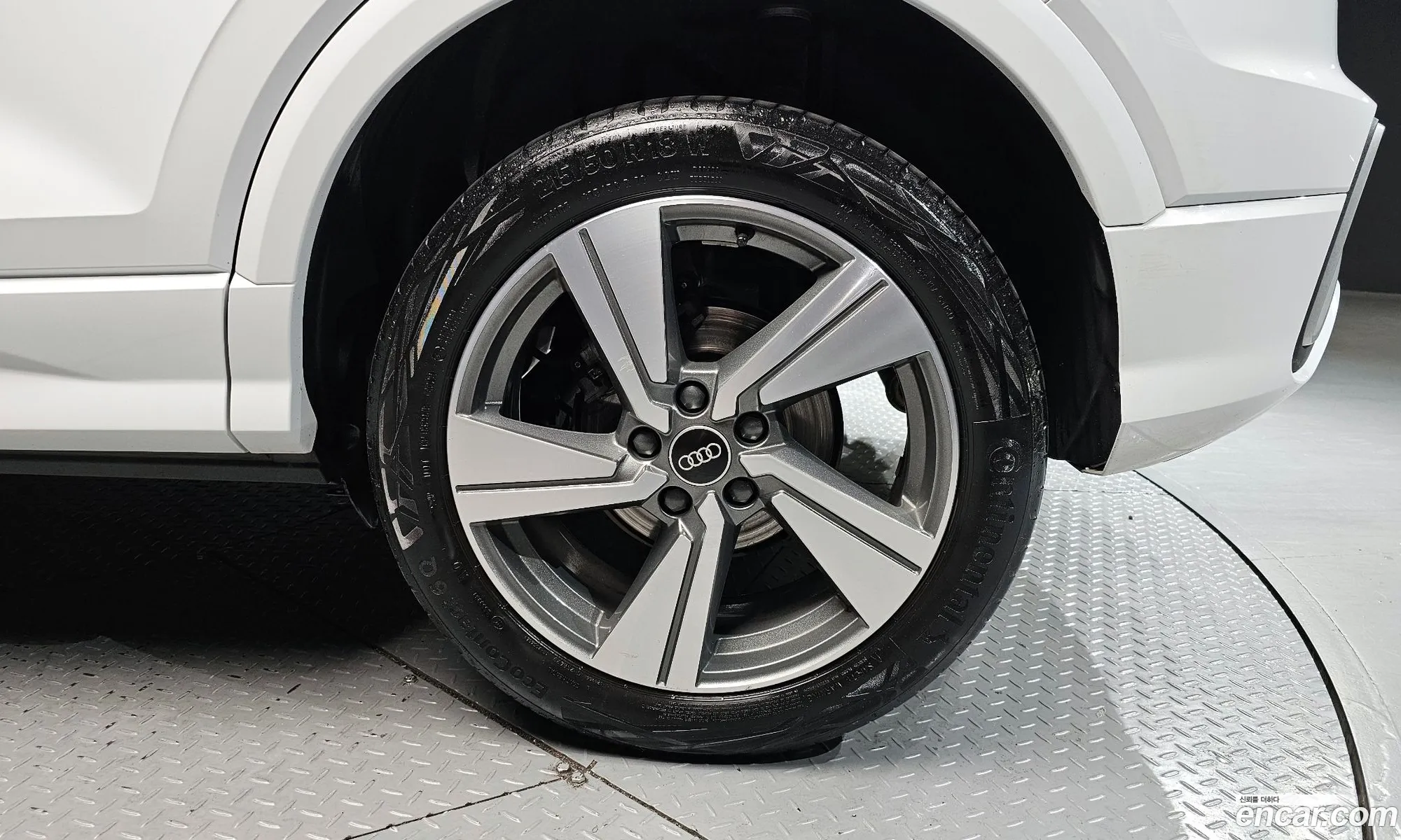 Audi Q2 2023 — 28